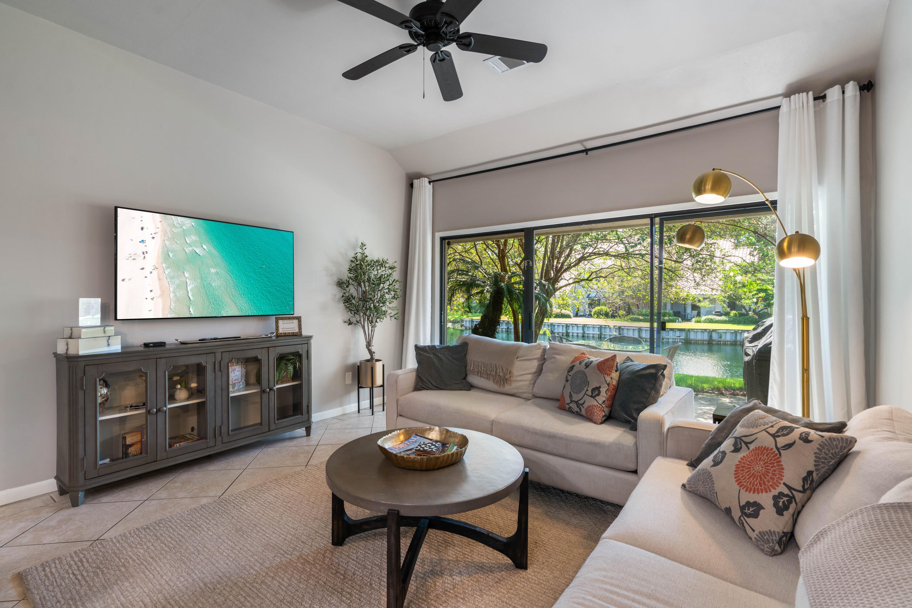 5104 Beachwalk Place