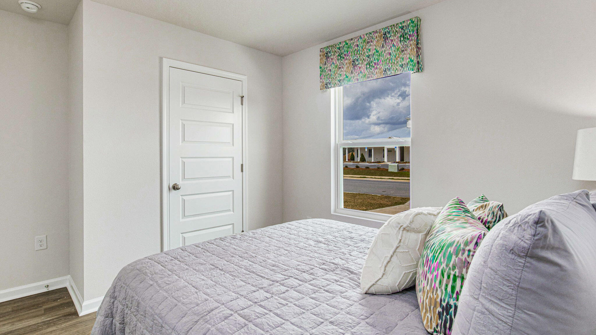 RIVERS COVE - Residential