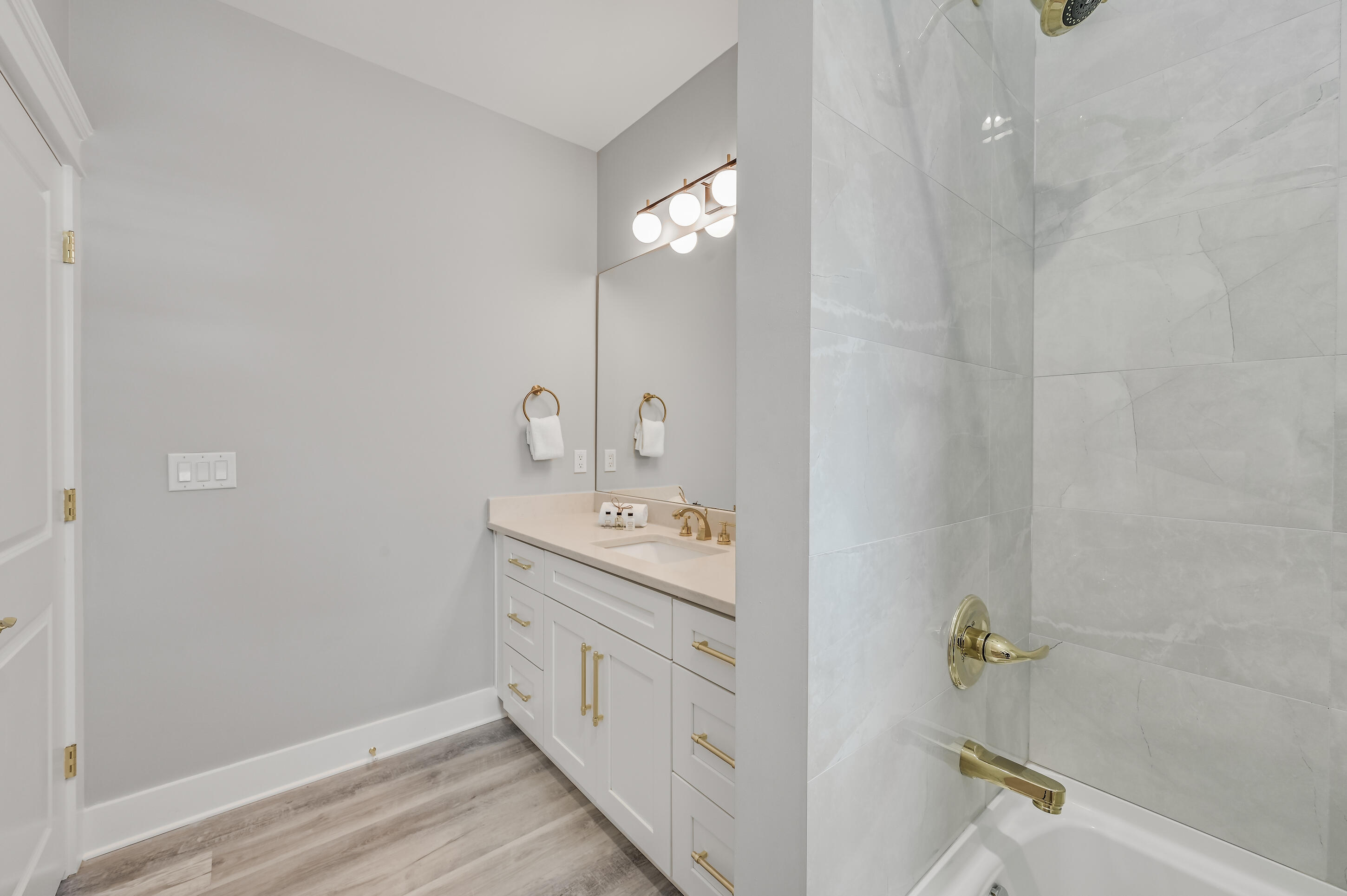 SEACREST - Residential