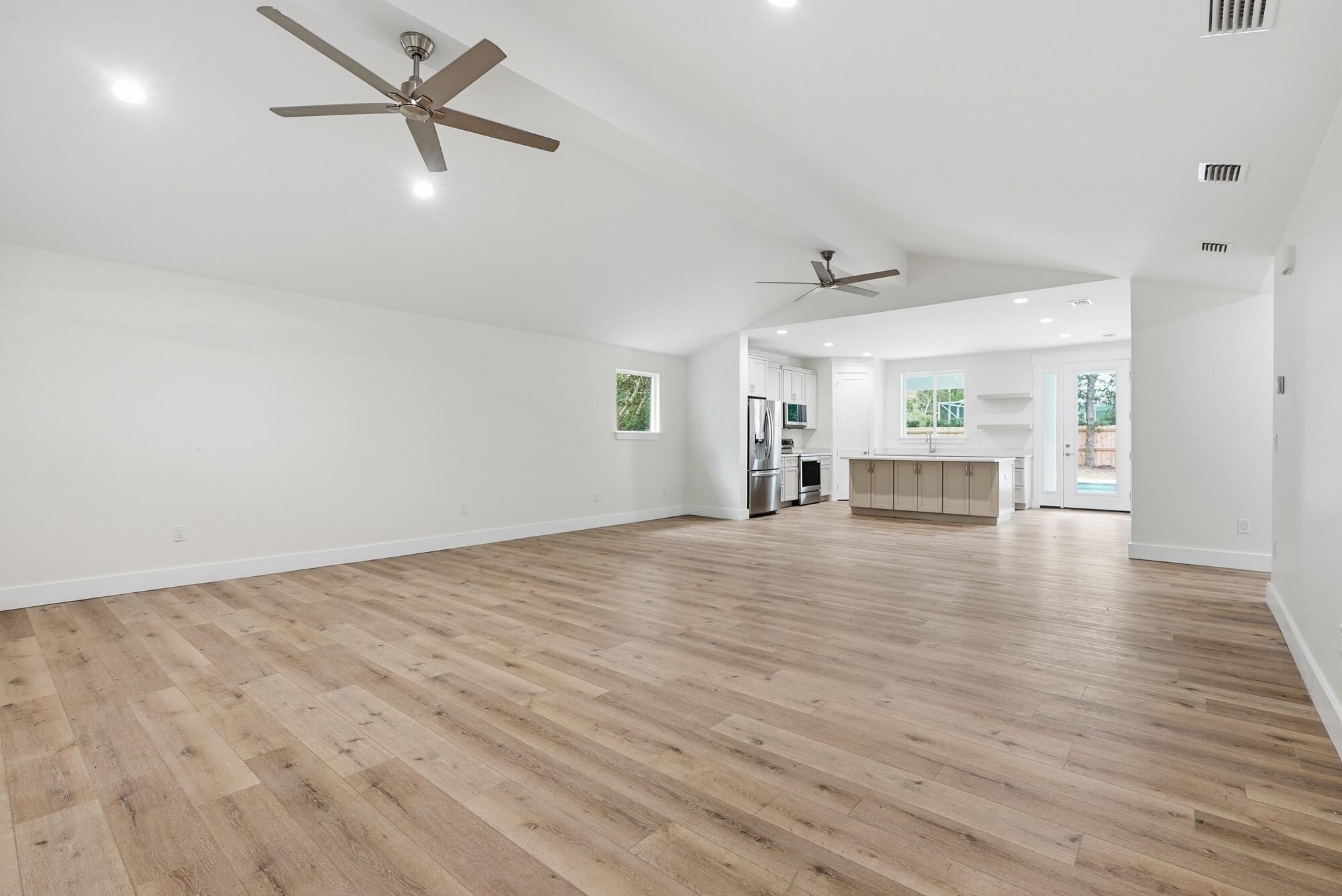 SEACREST - Residential