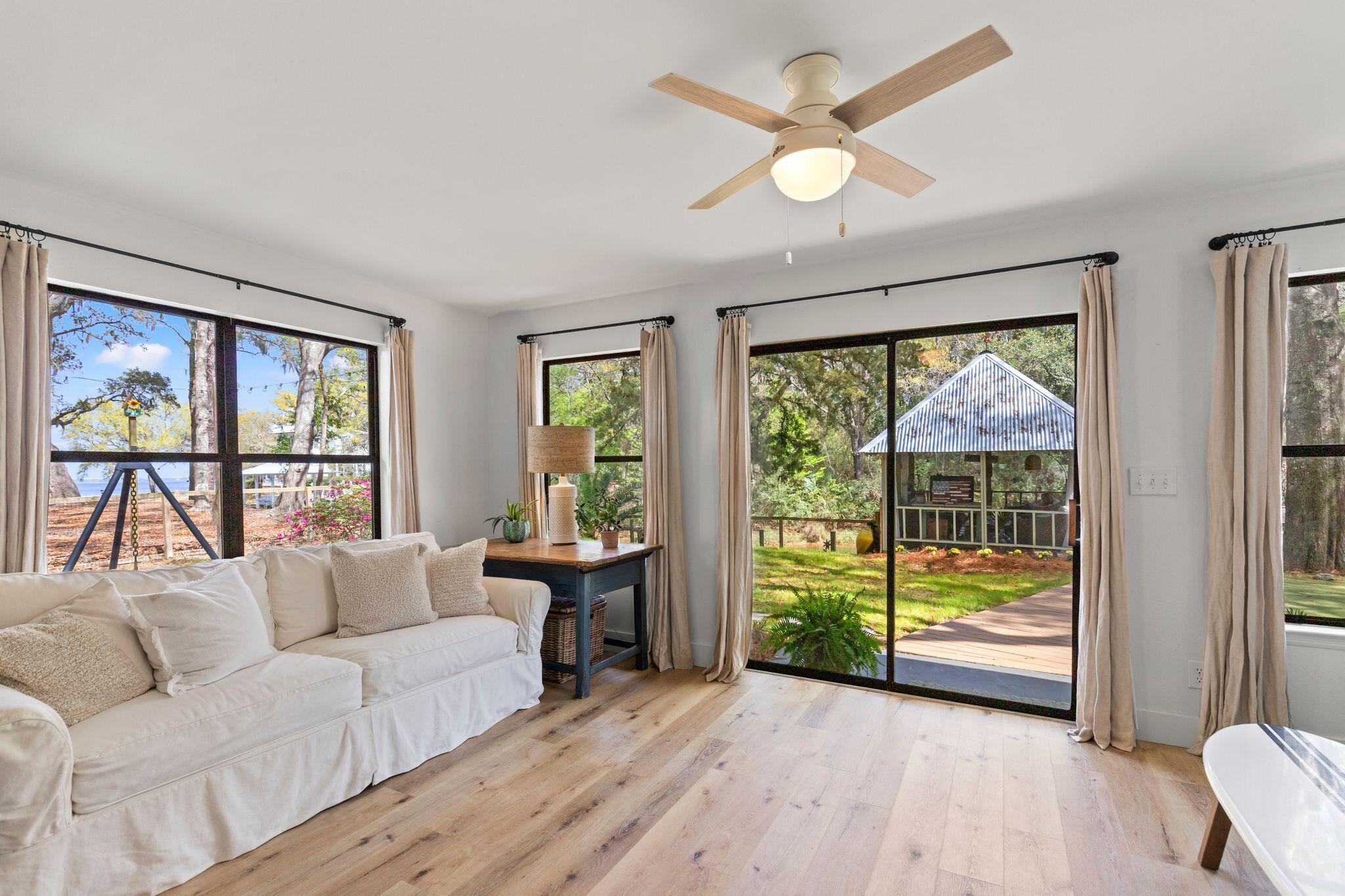 DAUGHETTES AMENDED - Residential