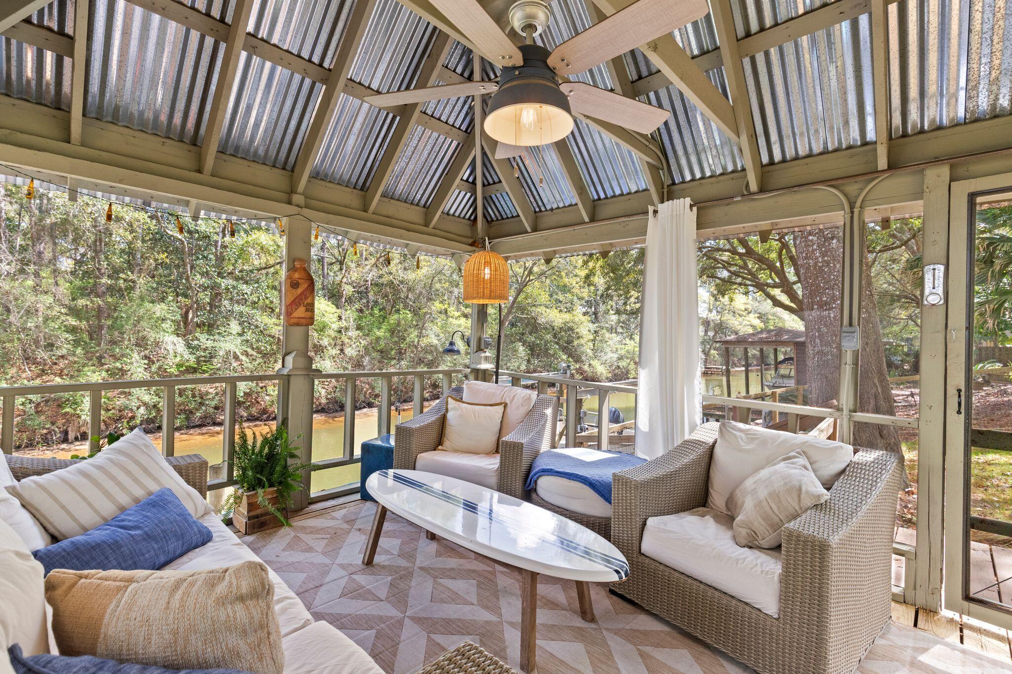 DAUGHETTES AMENDED - Residential