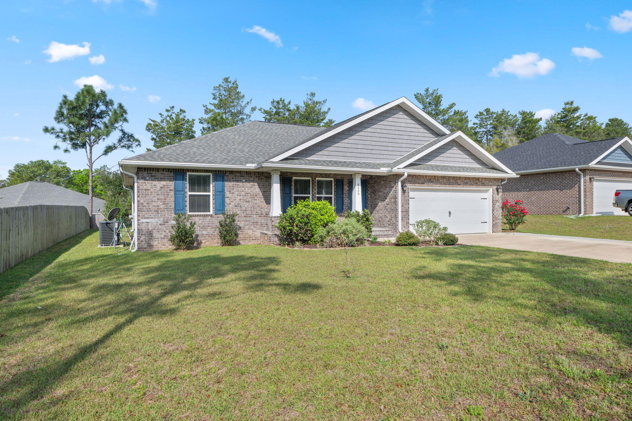 BURTON RIDGE - Residential