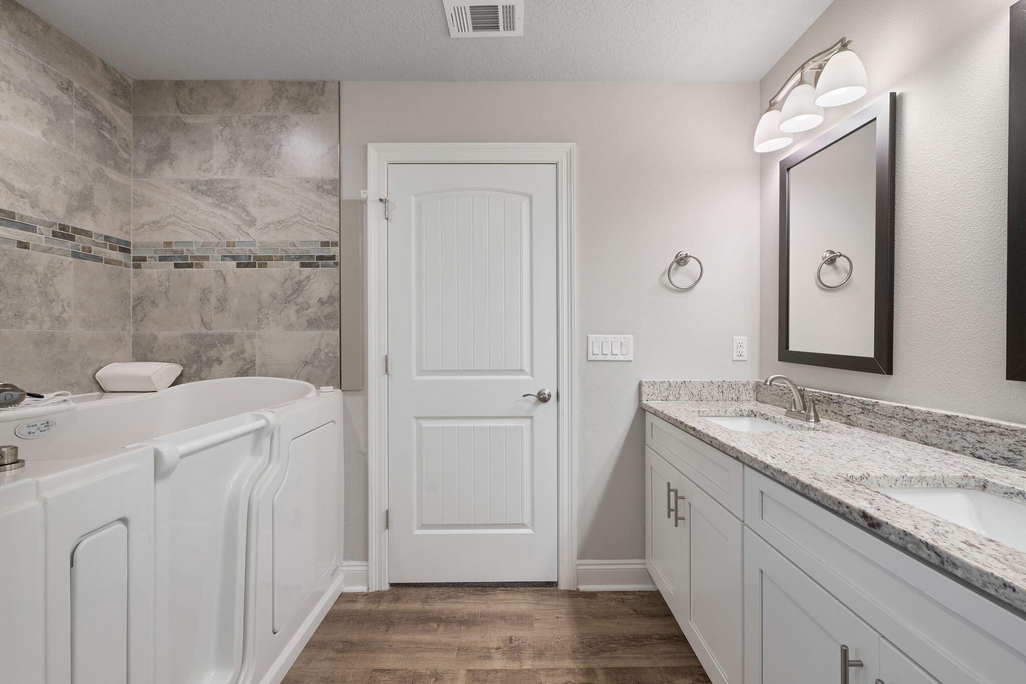 BURTON RIDGE - Residential