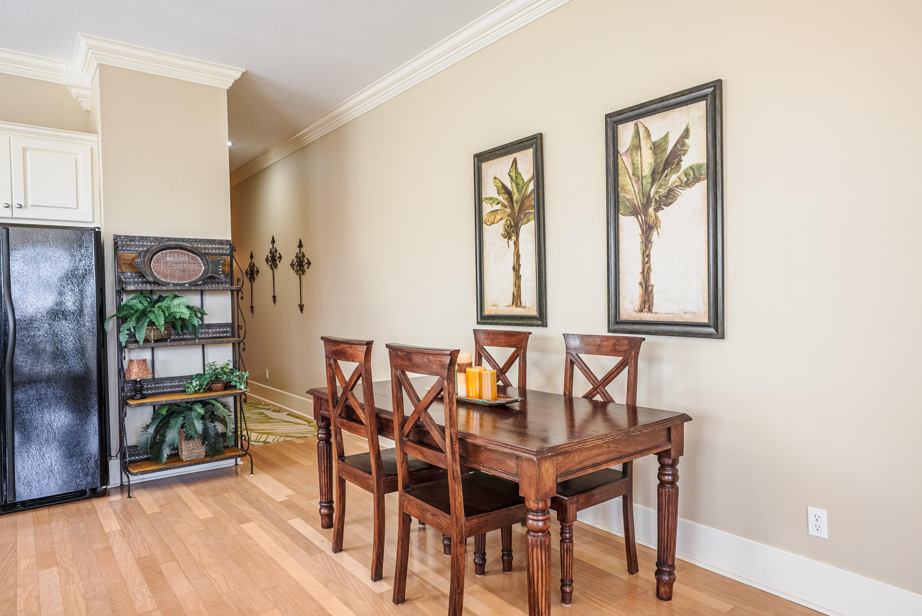 LA VALENCIA BEACH RESORT - Residential