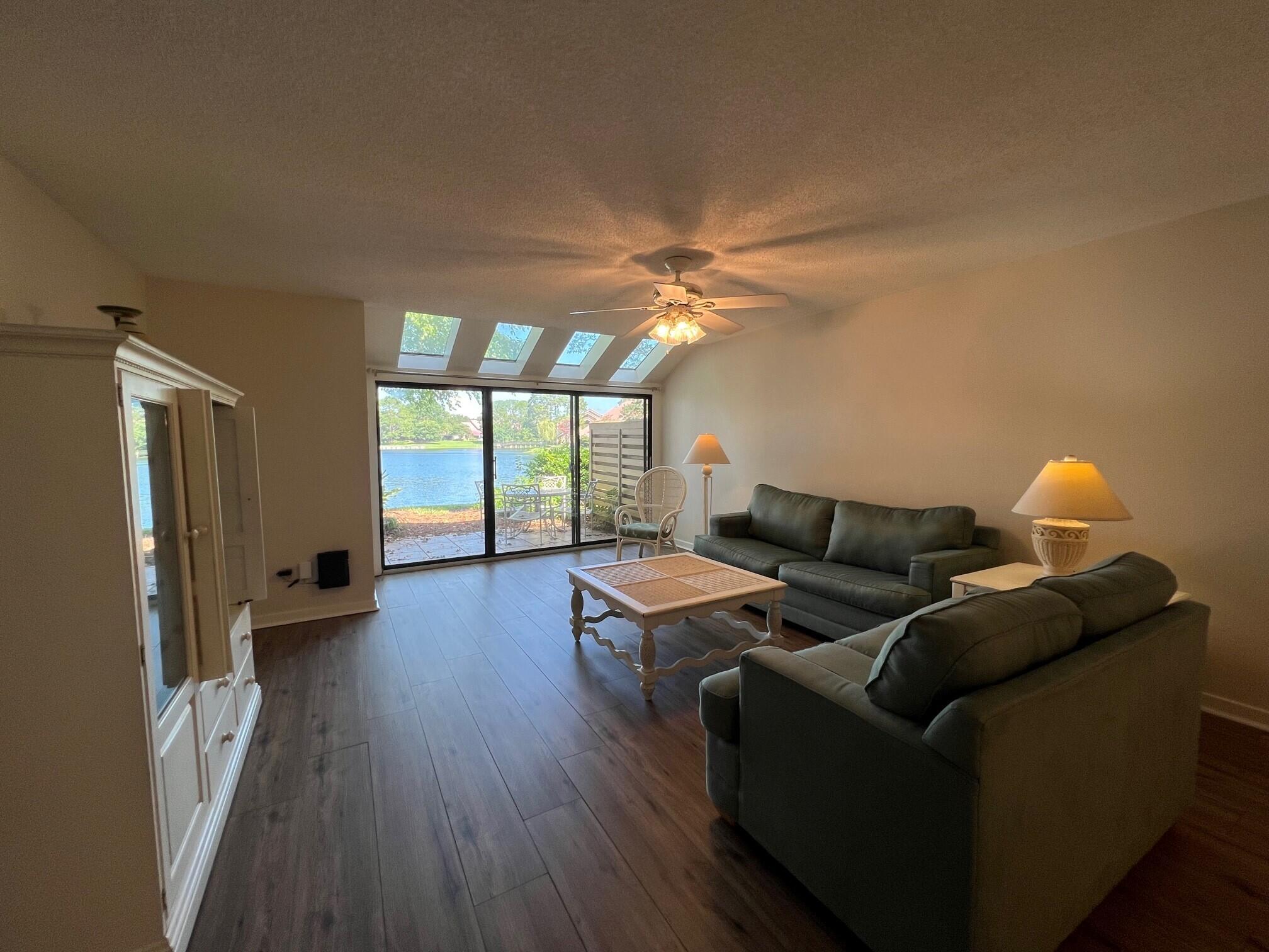 BEACHWALK VILLAS PH 04 - Residential Lease