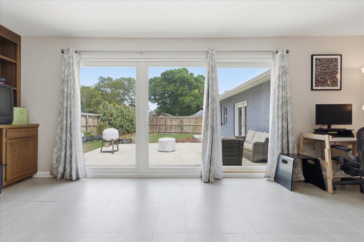 BAYOU WOODS 2ND ADDN - Residential