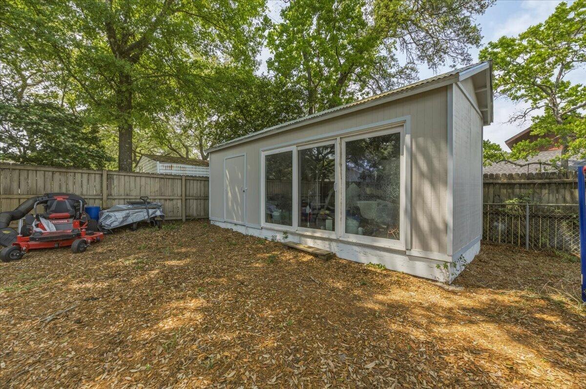 BAYOU WOODS 2ND ADDN - Residential