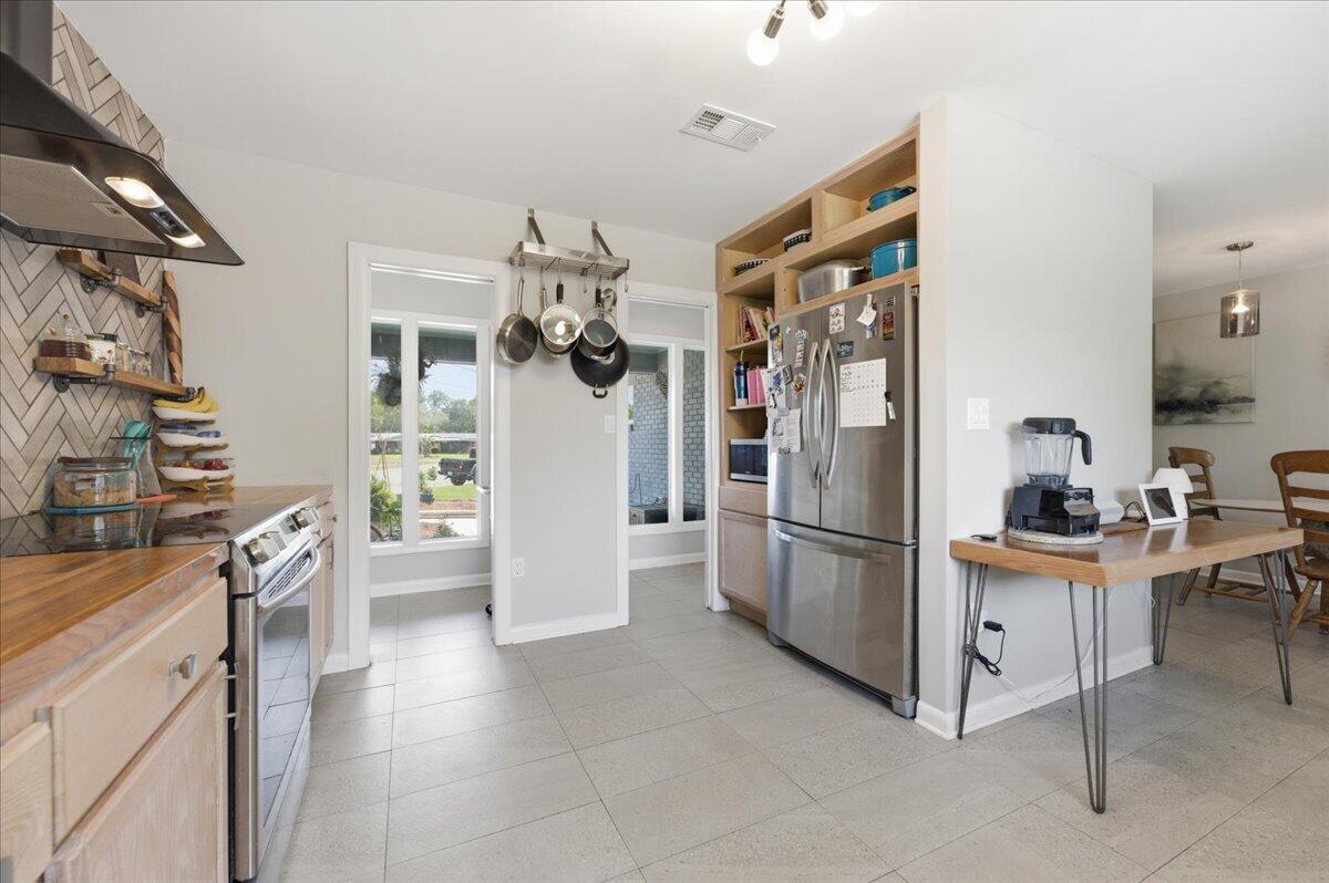 BAYOU WOODS 2ND ADDN - Residential