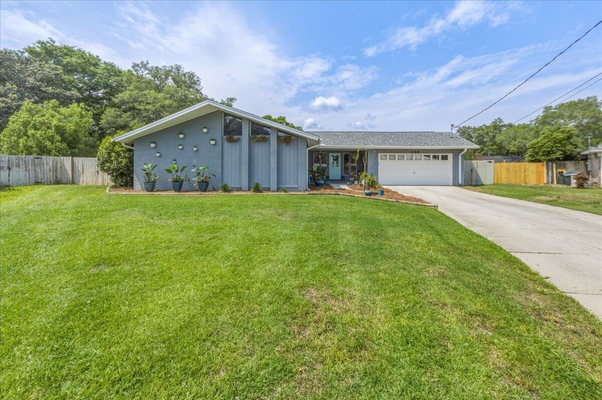 BAYOU WOODS 2ND ADDN - Residential