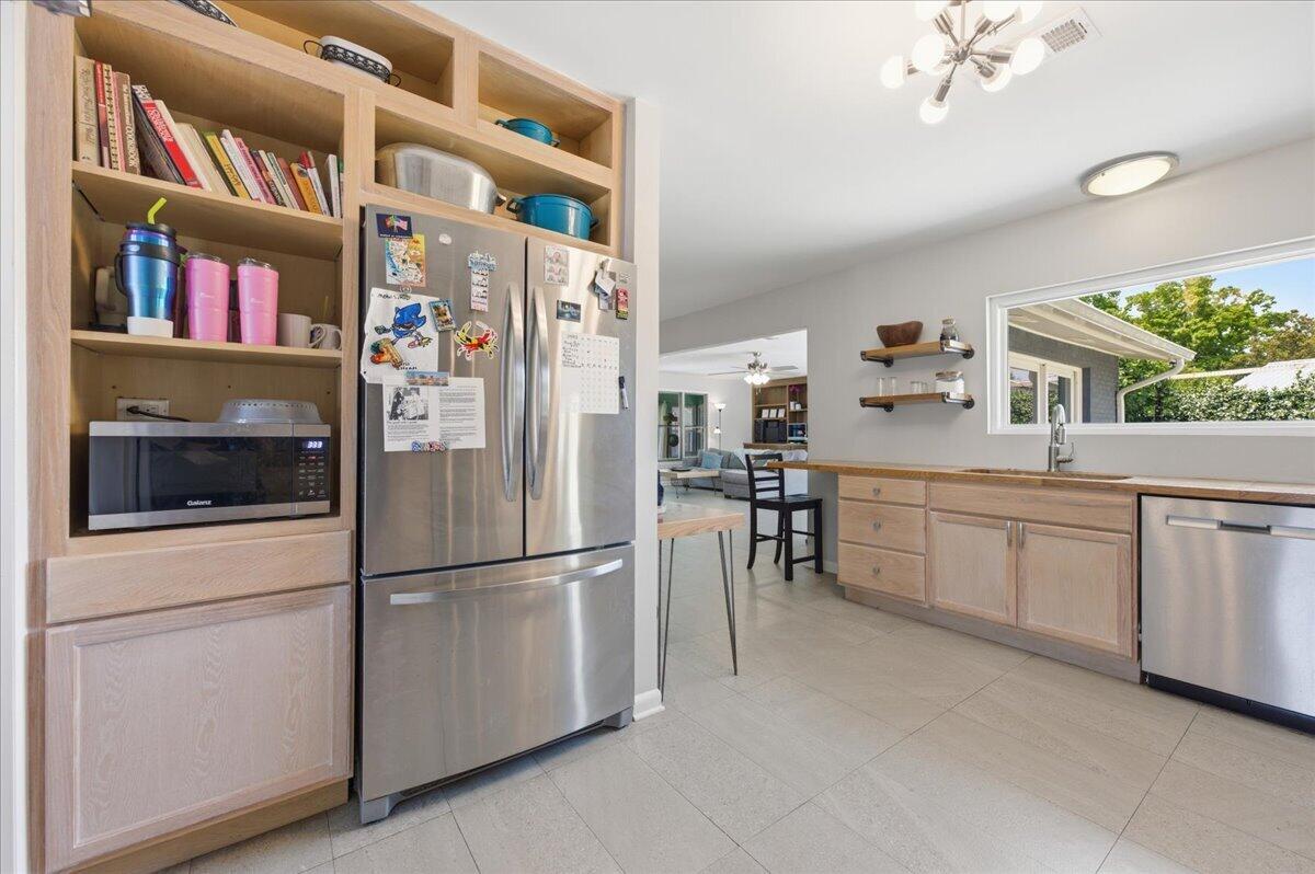 BAYOU WOODS 2ND ADDN - Residential