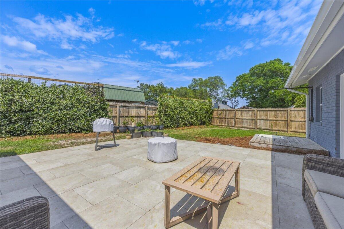 BAYOU WOODS 2ND ADDN - Residential