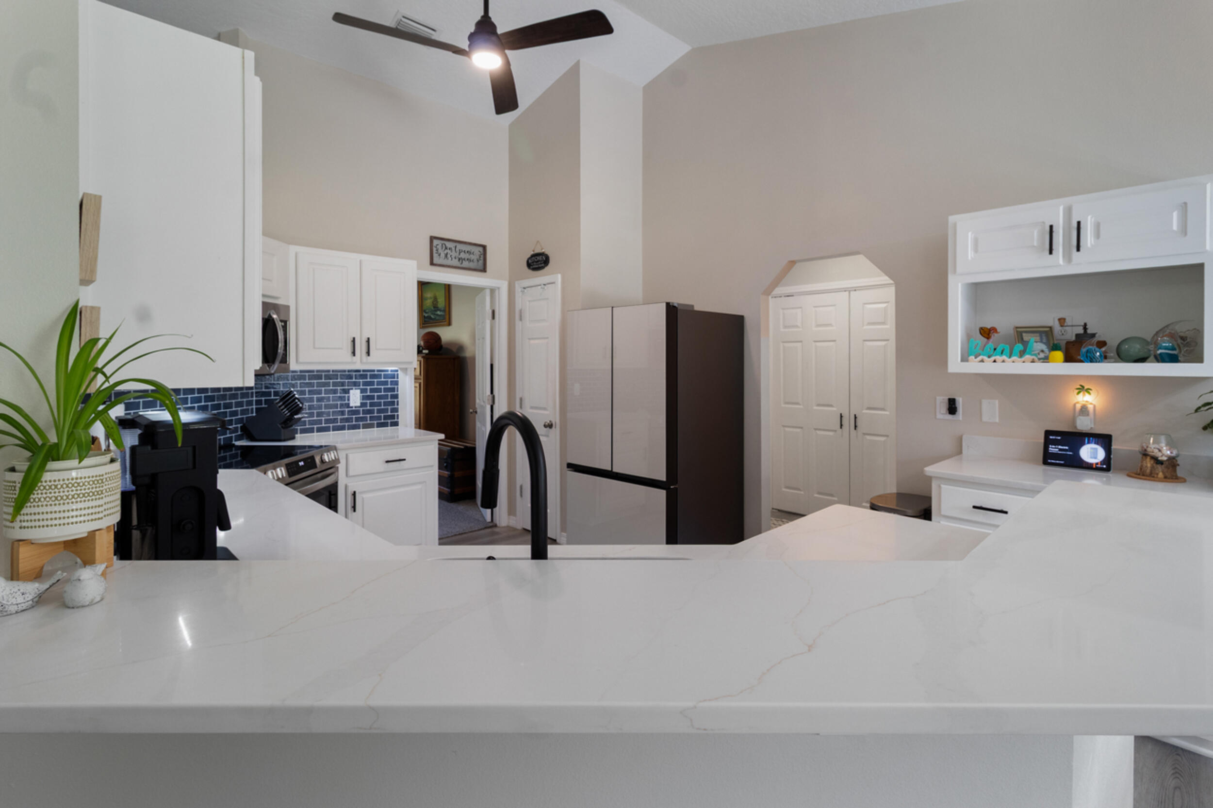 HOLLEY BY THE SEA - Residential