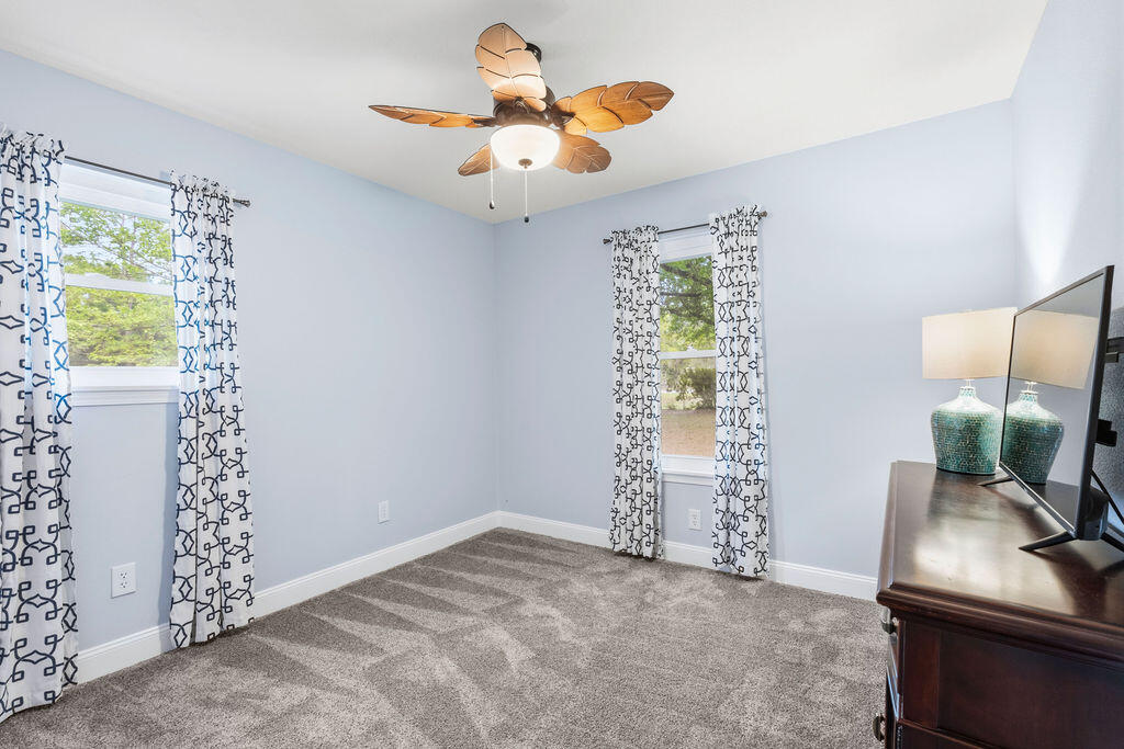 DEER RUN ACRES UNREC - Residential