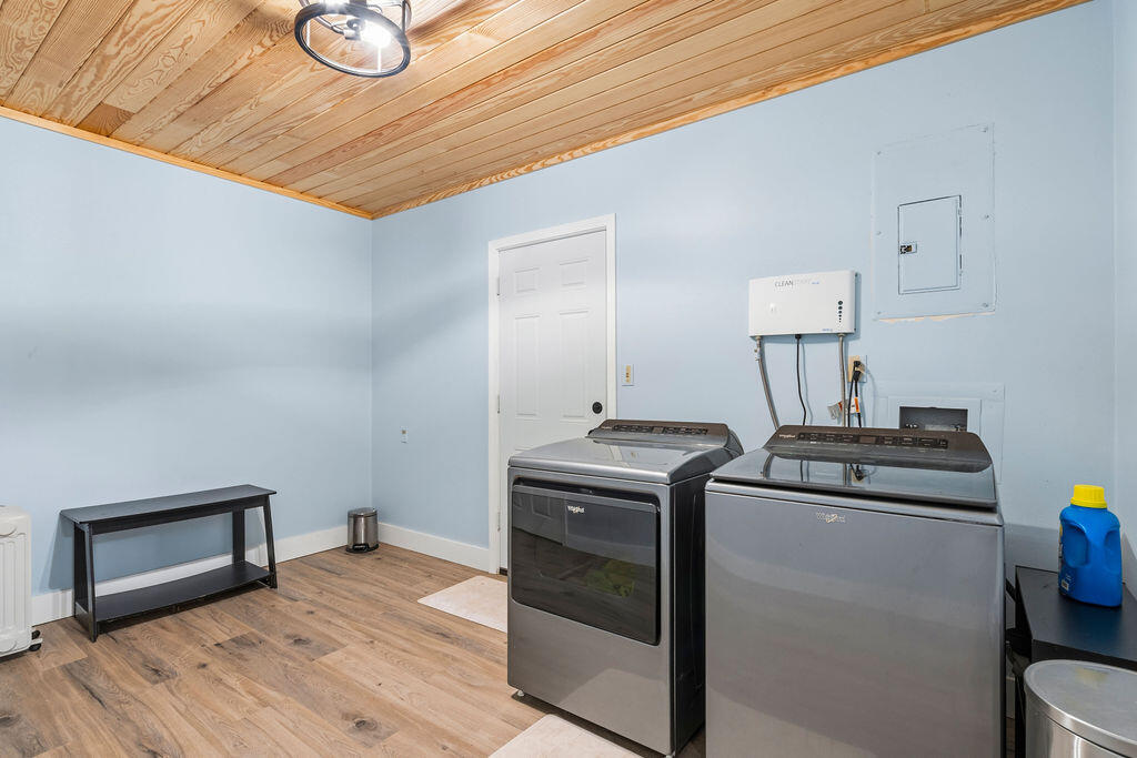 DEER RUN ACRES UNREC - Residential