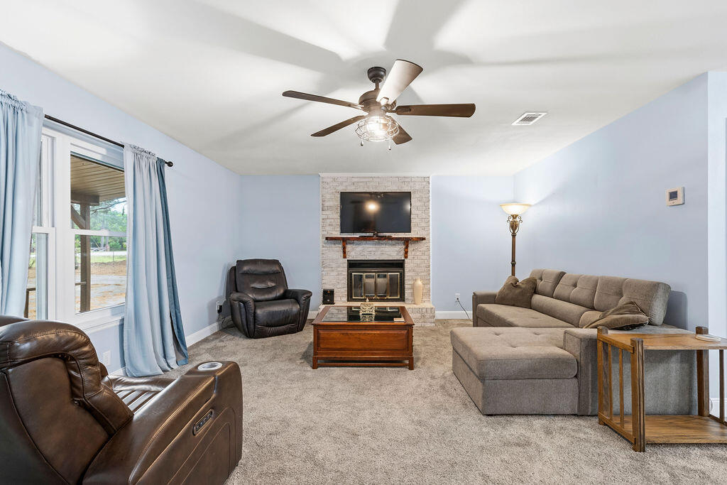 DEER RUN ACRES UNREC - Residential