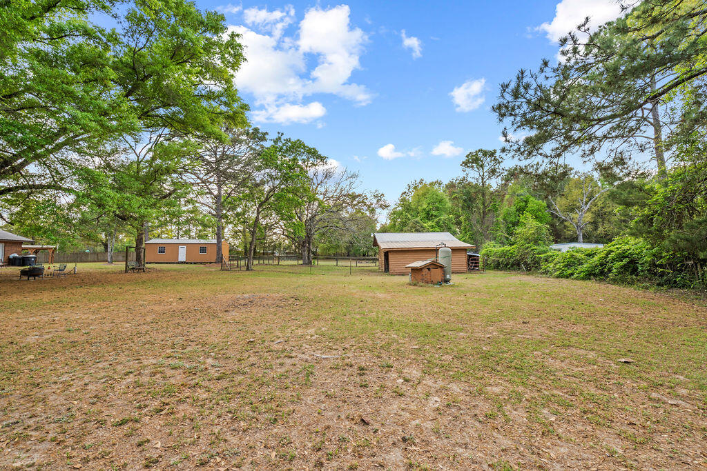 DEER RUN ACRES UNREC - Residential