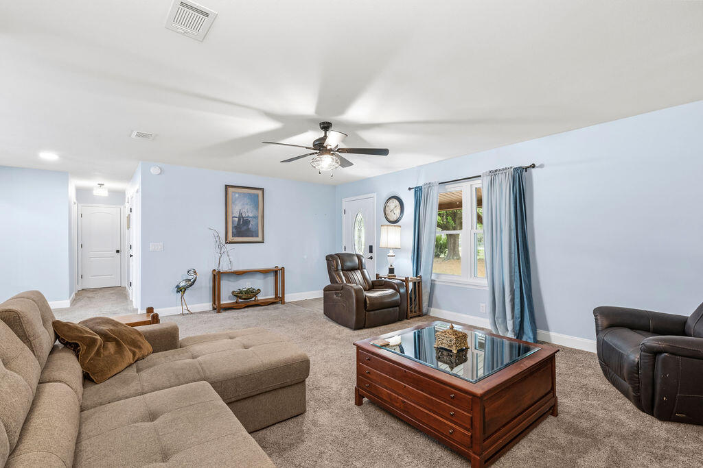 DEER RUN ACRES UNREC - Residential