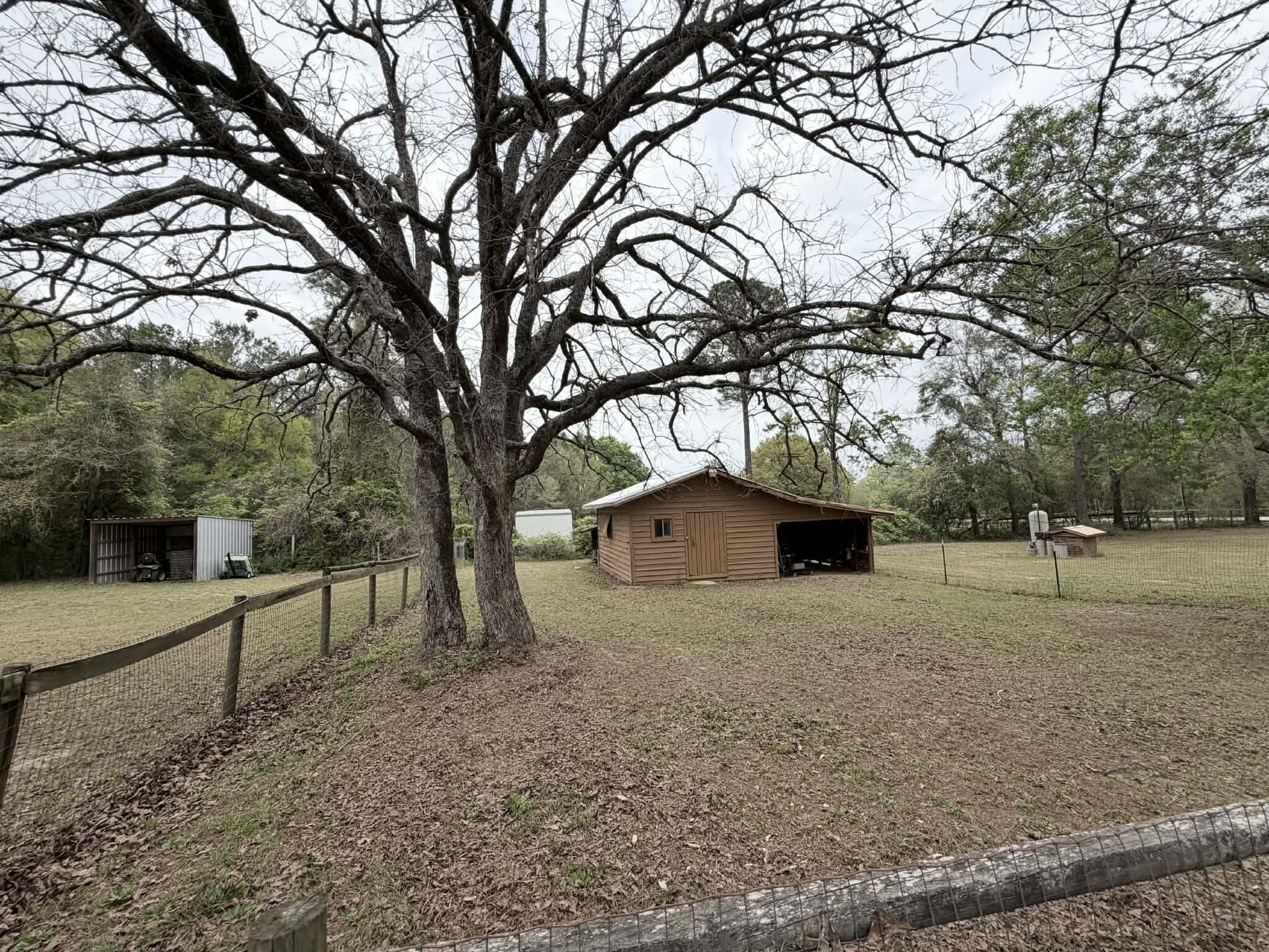 DEER RUN ACRES UNREC - Residential