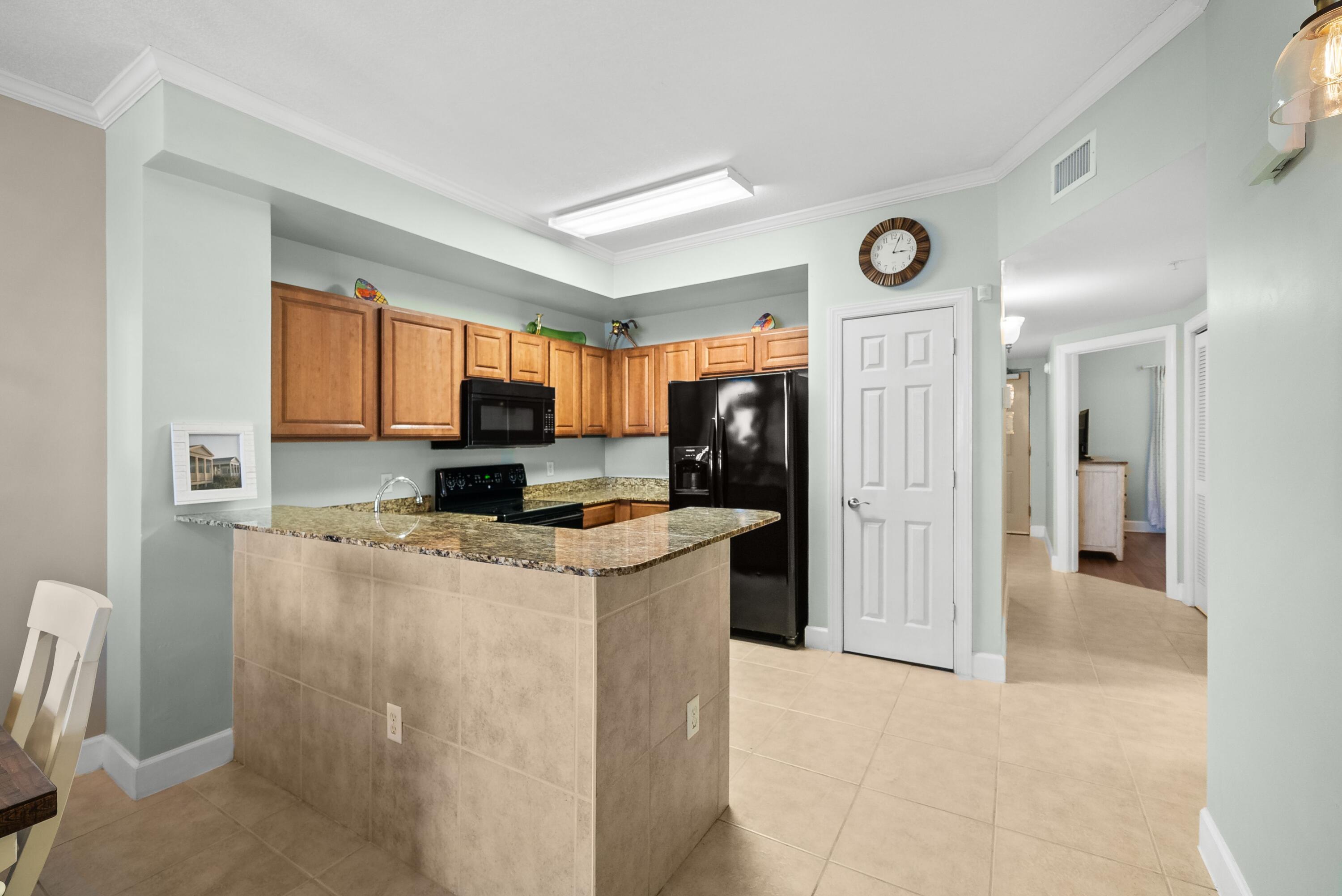 SUNRISE BEACH - Residential