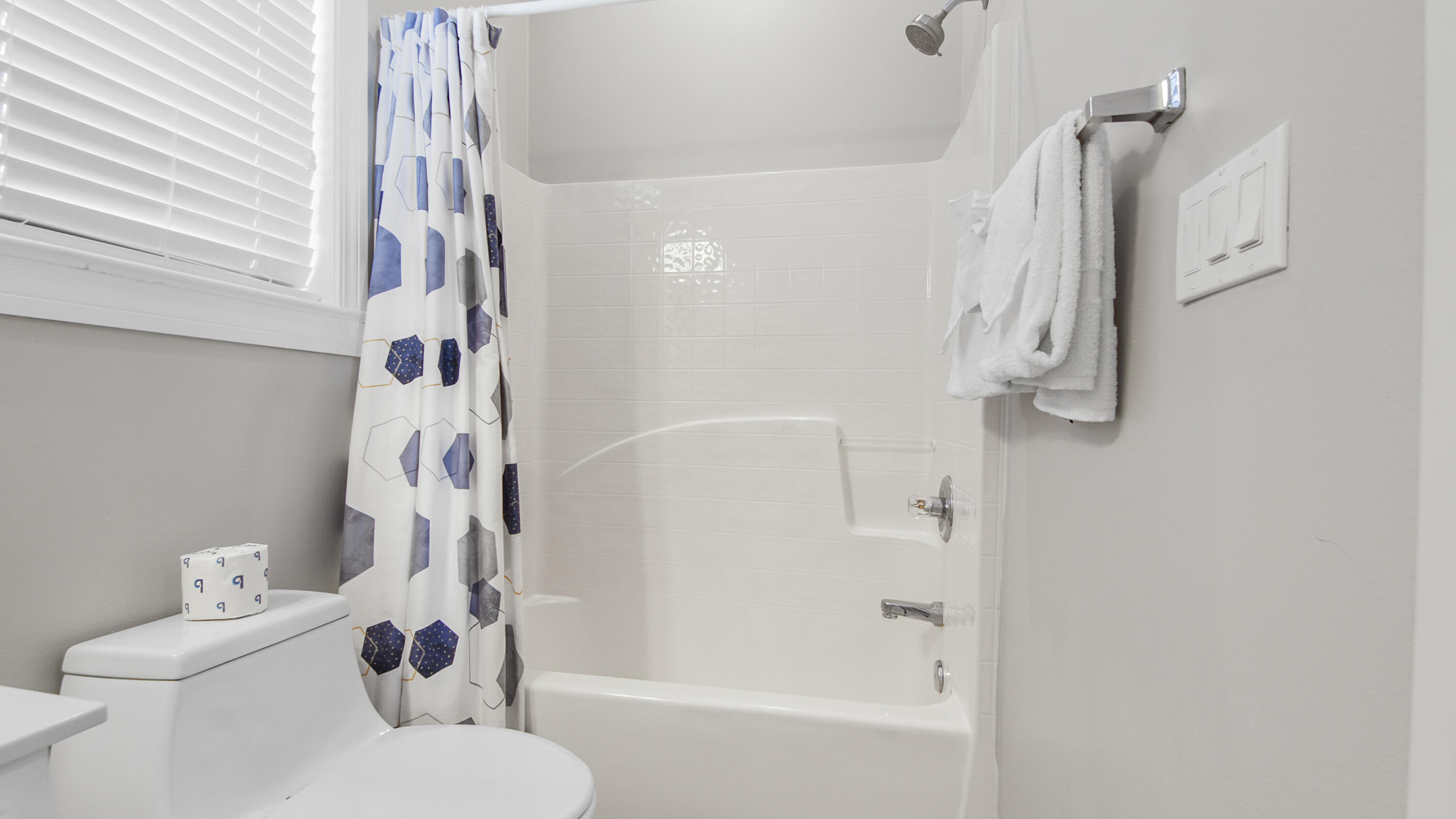 COTTAGES AT CAMP CREEK - Residential