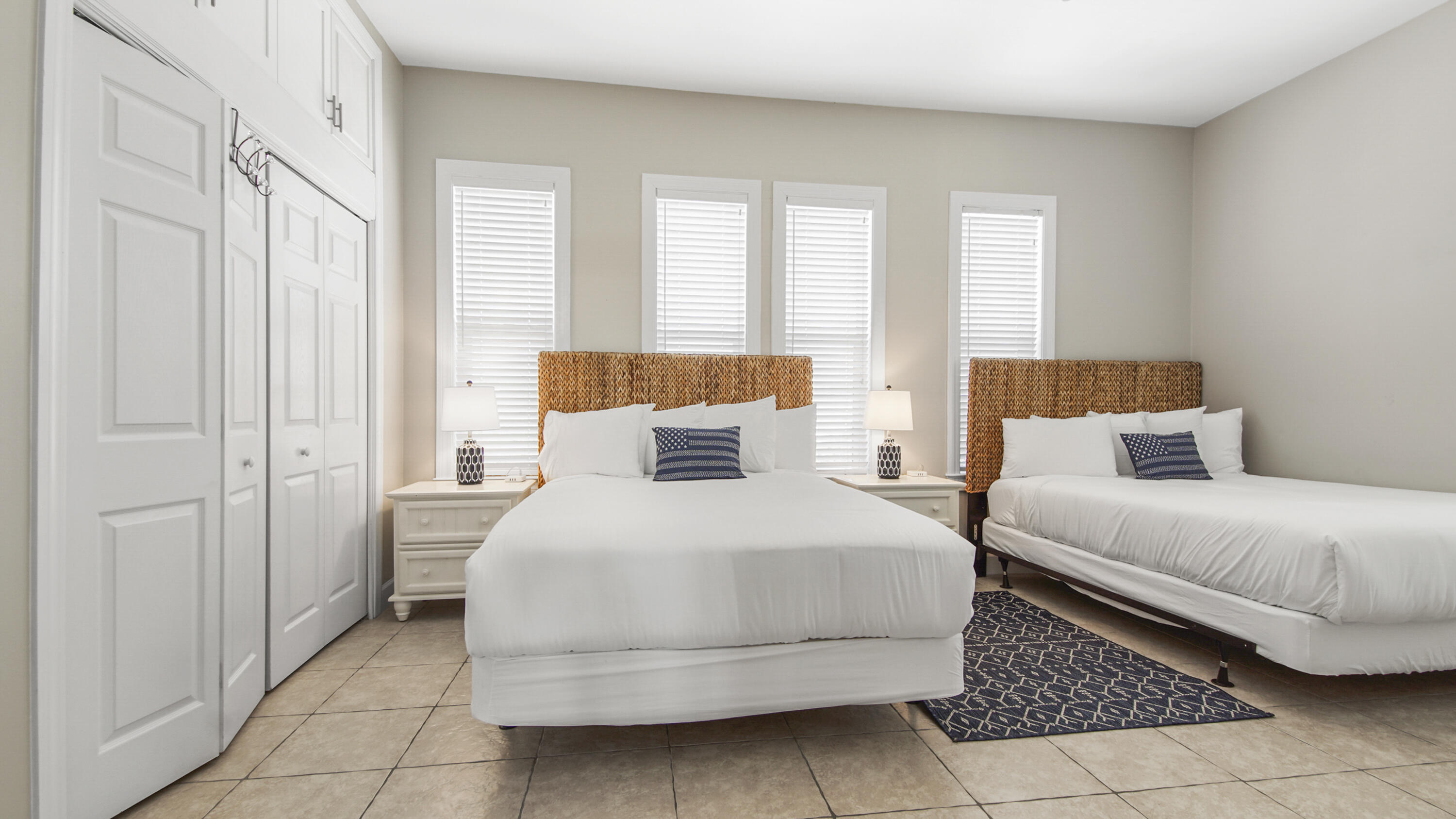 COTTAGES AT CAMP CREEK - Residential