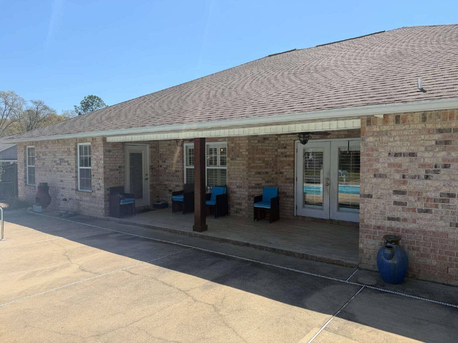 ASHTIN ESTATES - Residential Lease