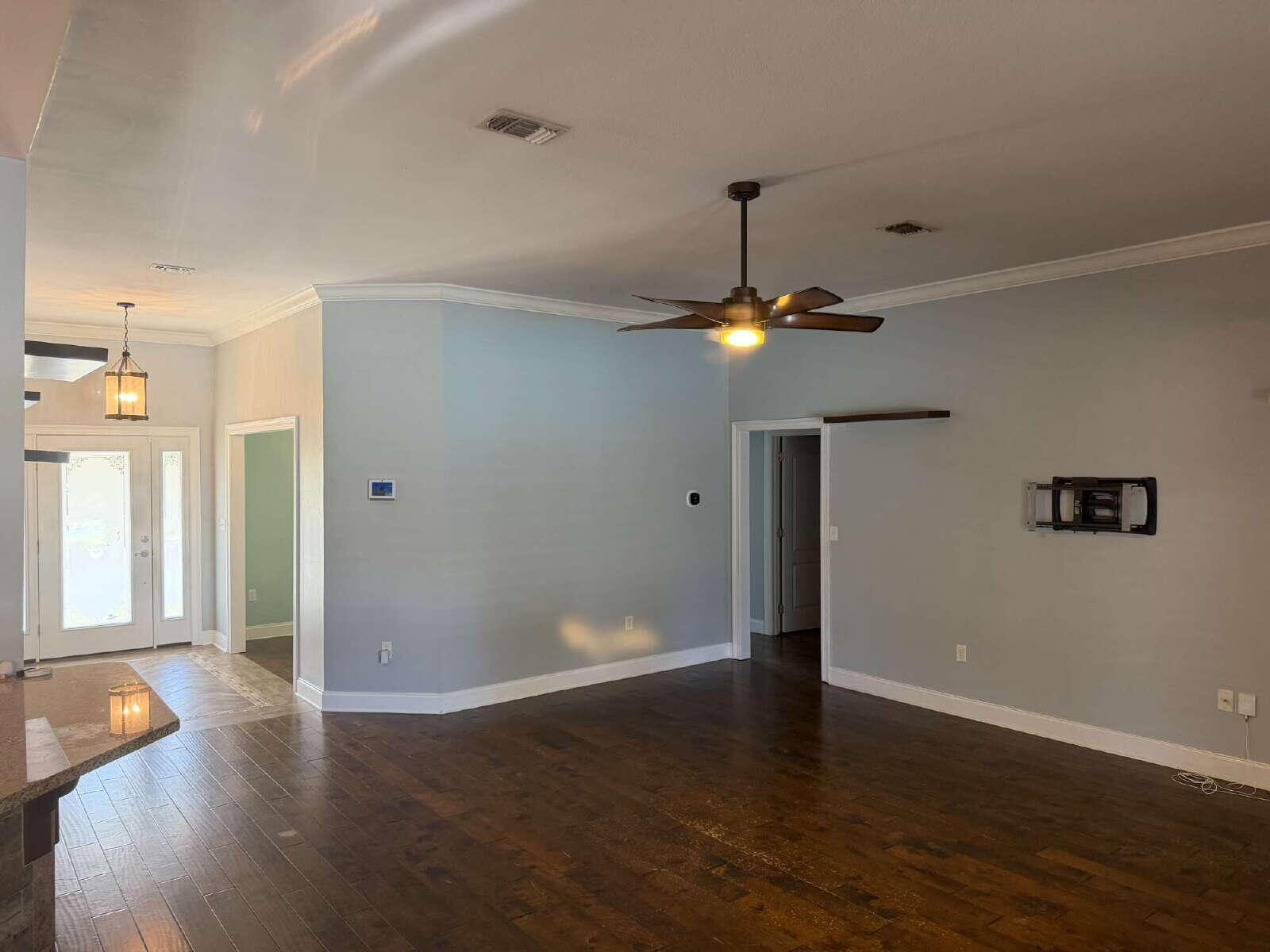 ASHTIN ESTATES - Residential Lease