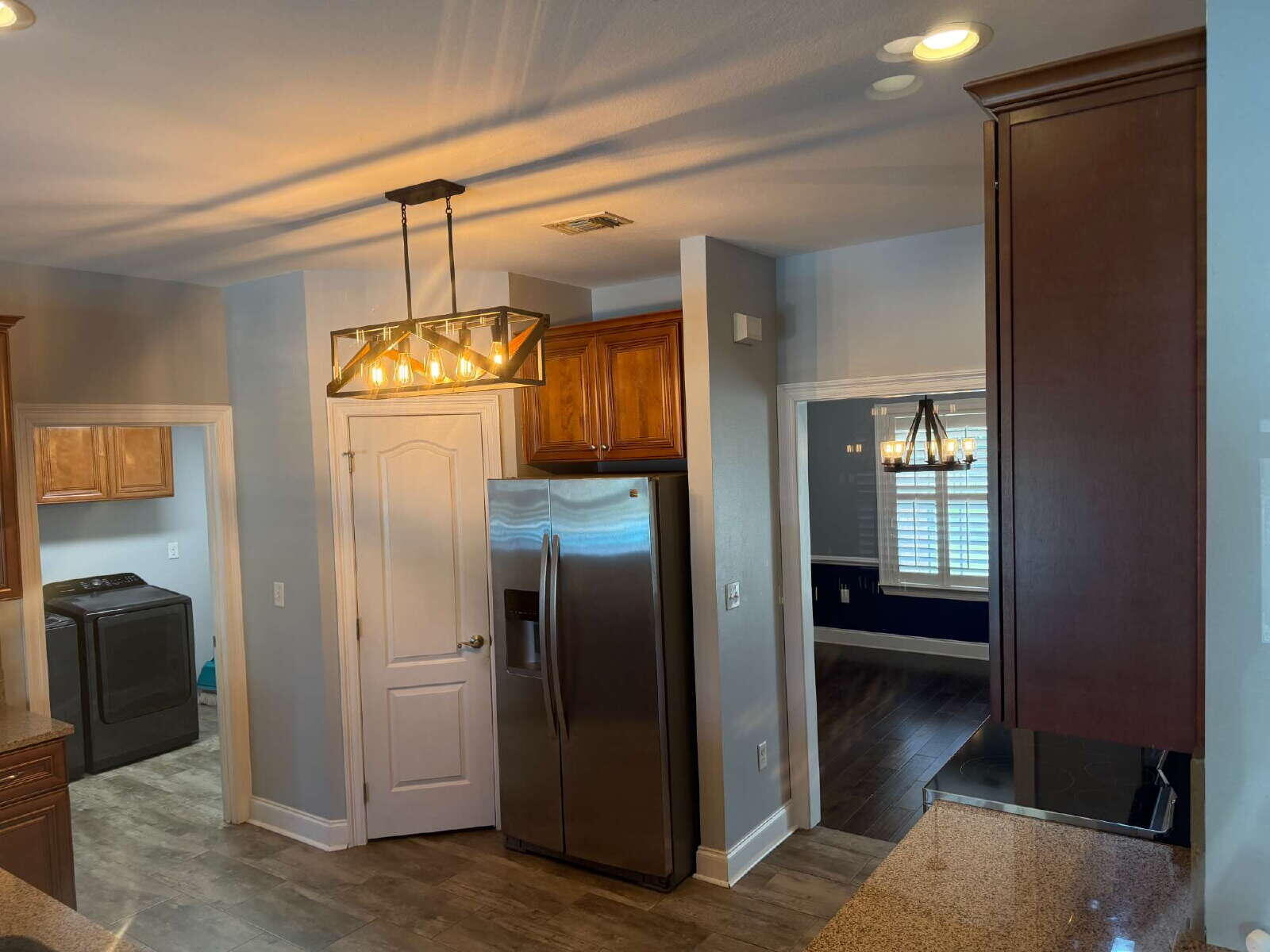 ASHTIN ESTATES - Residential Lease