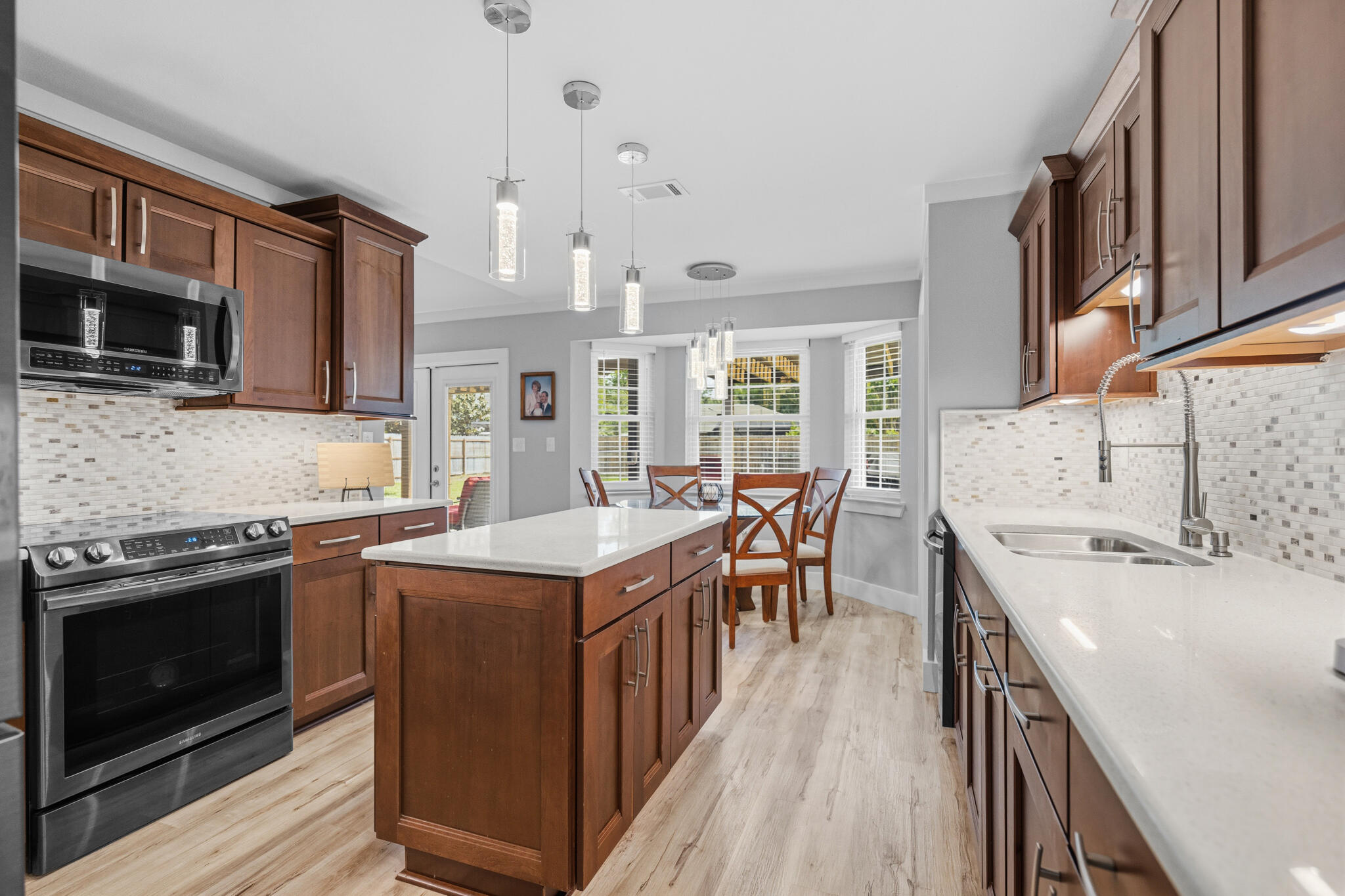 RAINTREE ESTATES #2 - Residential