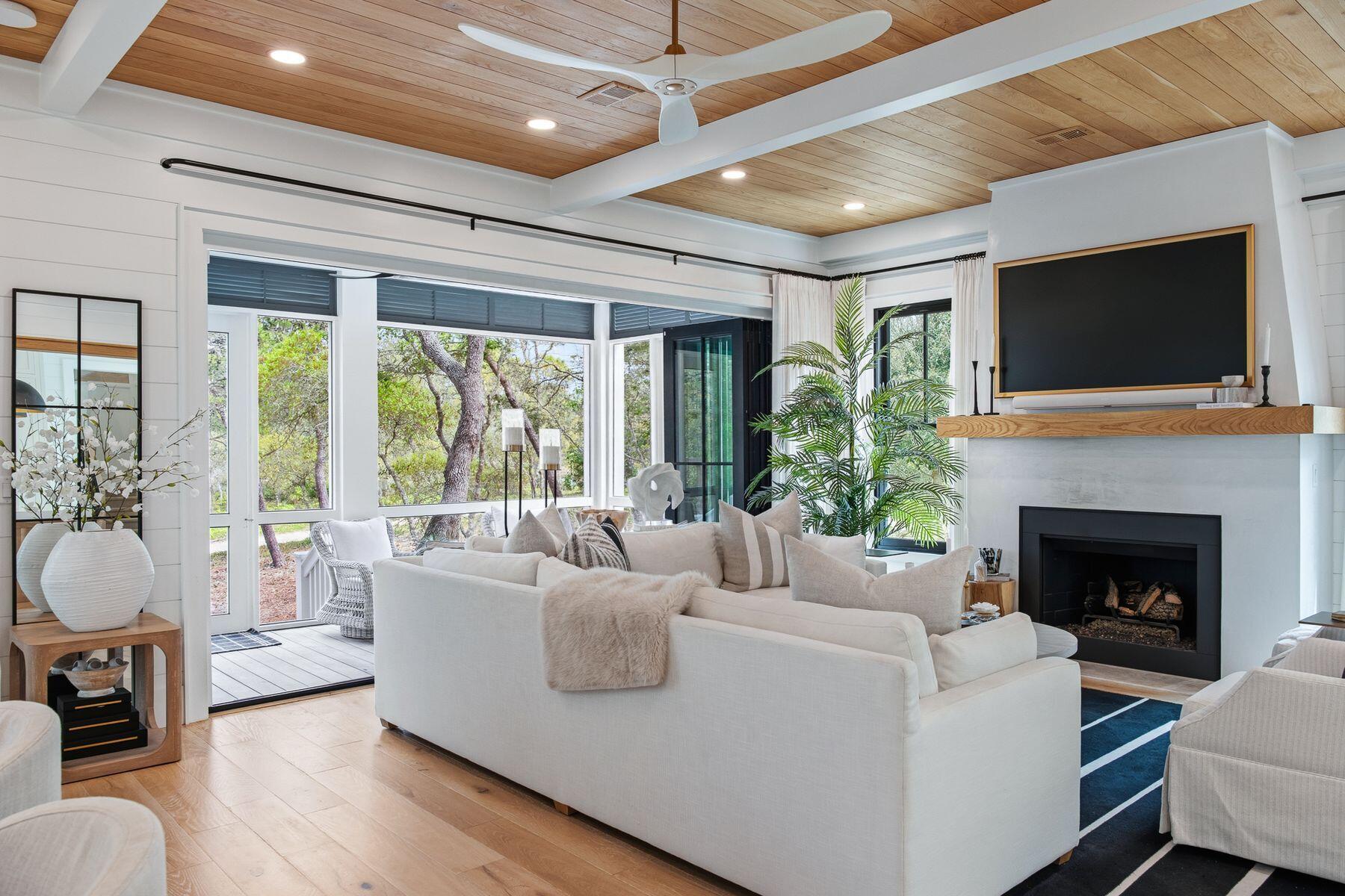 WATERCOLOR - Residential