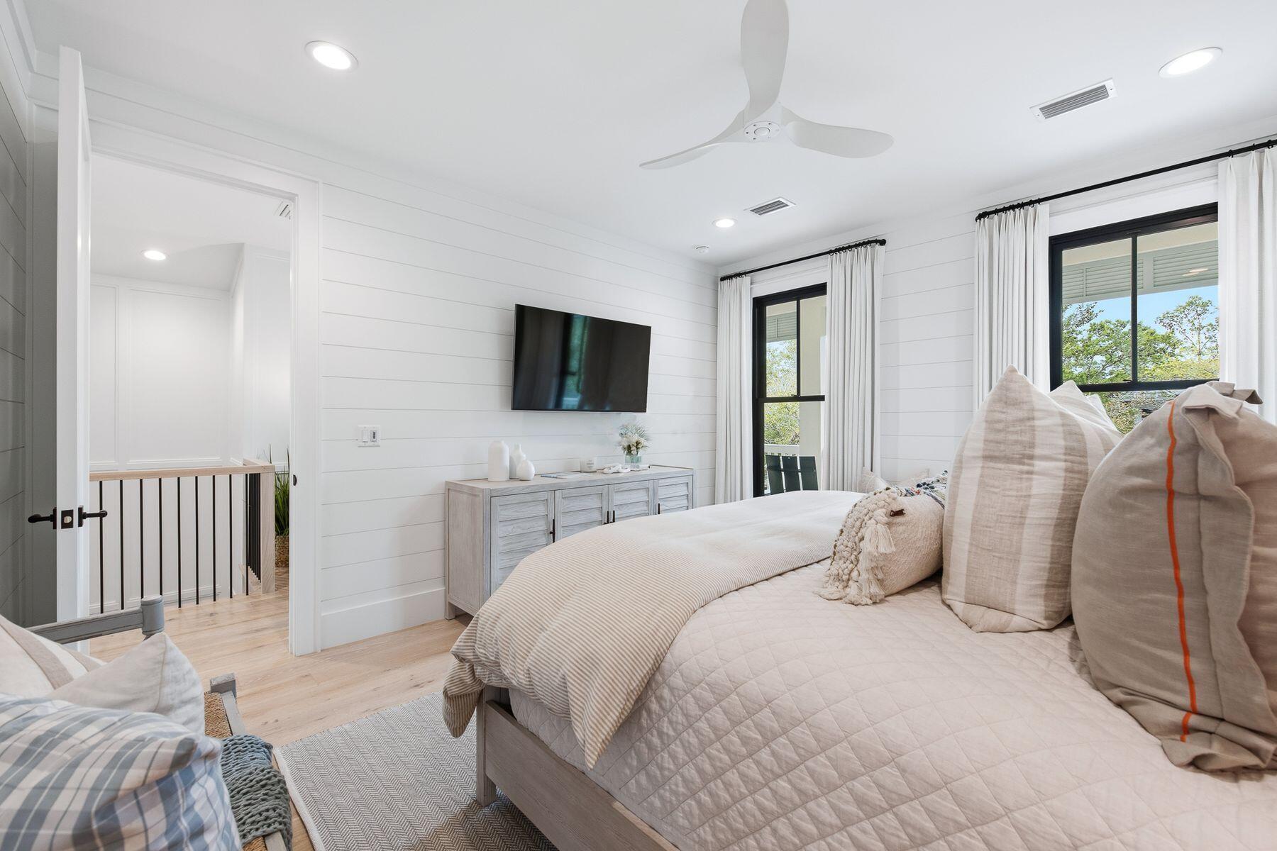 WATERCOLOR - Residential