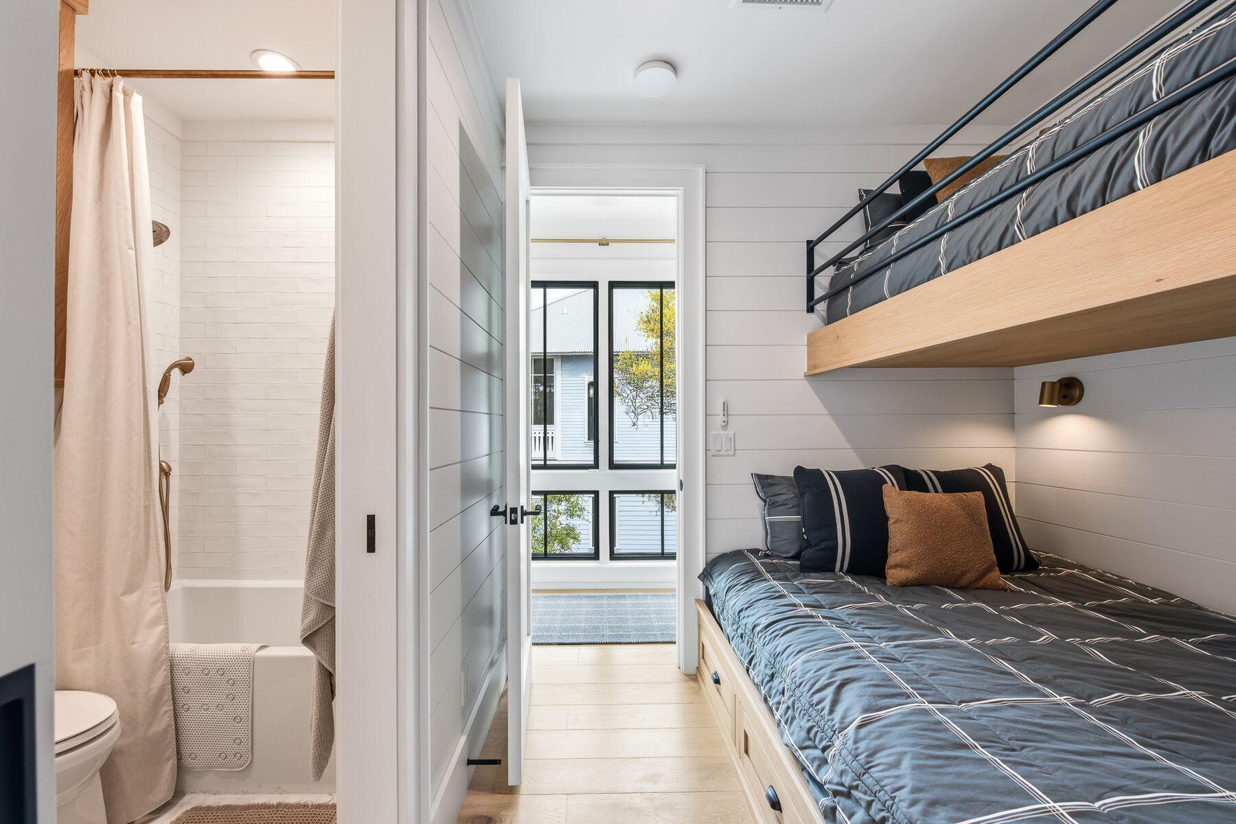 WATERCOLOR - Residential