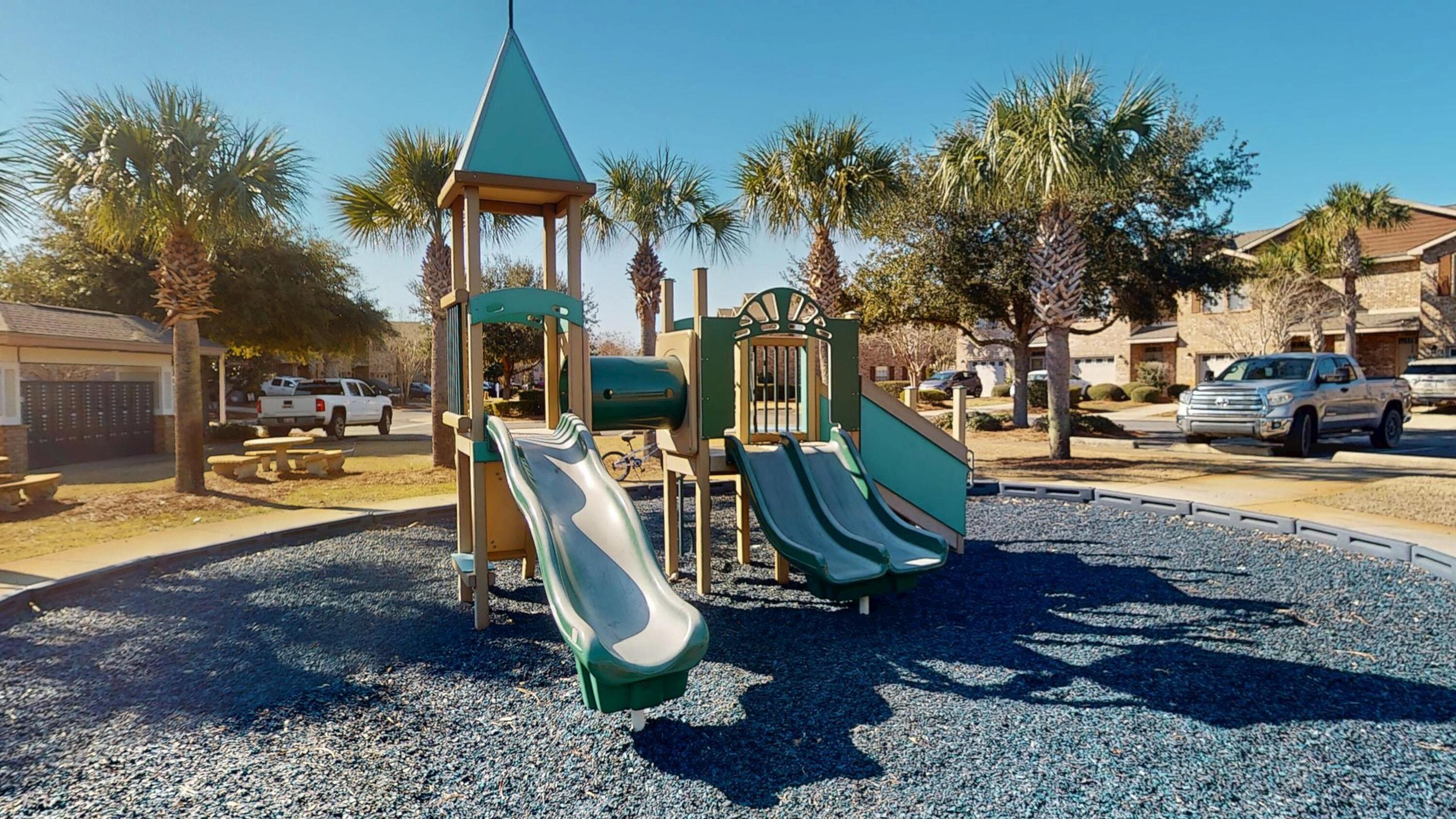 RESERVE POINTE - Residential