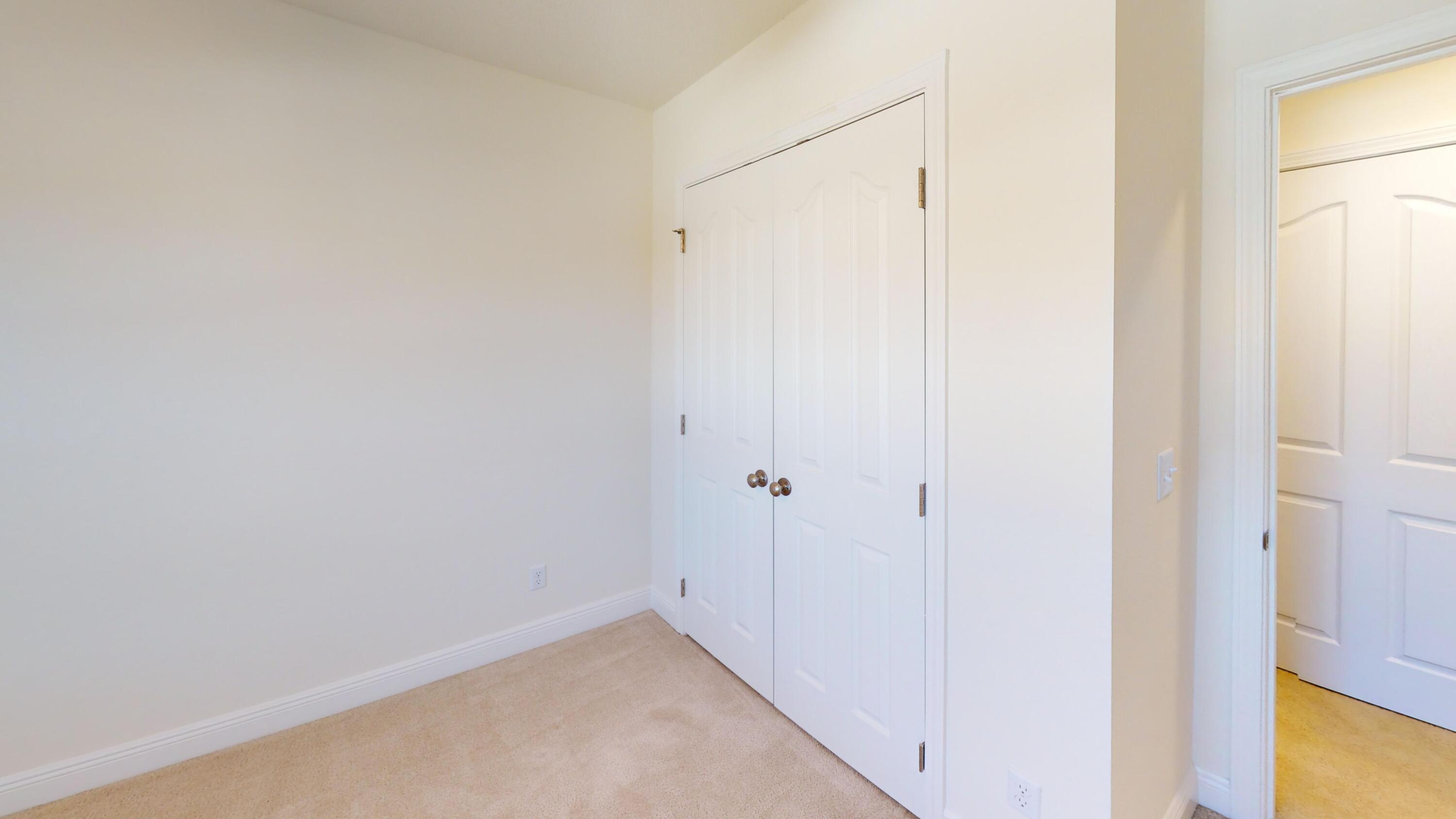 RESERVE POINTE - Residential