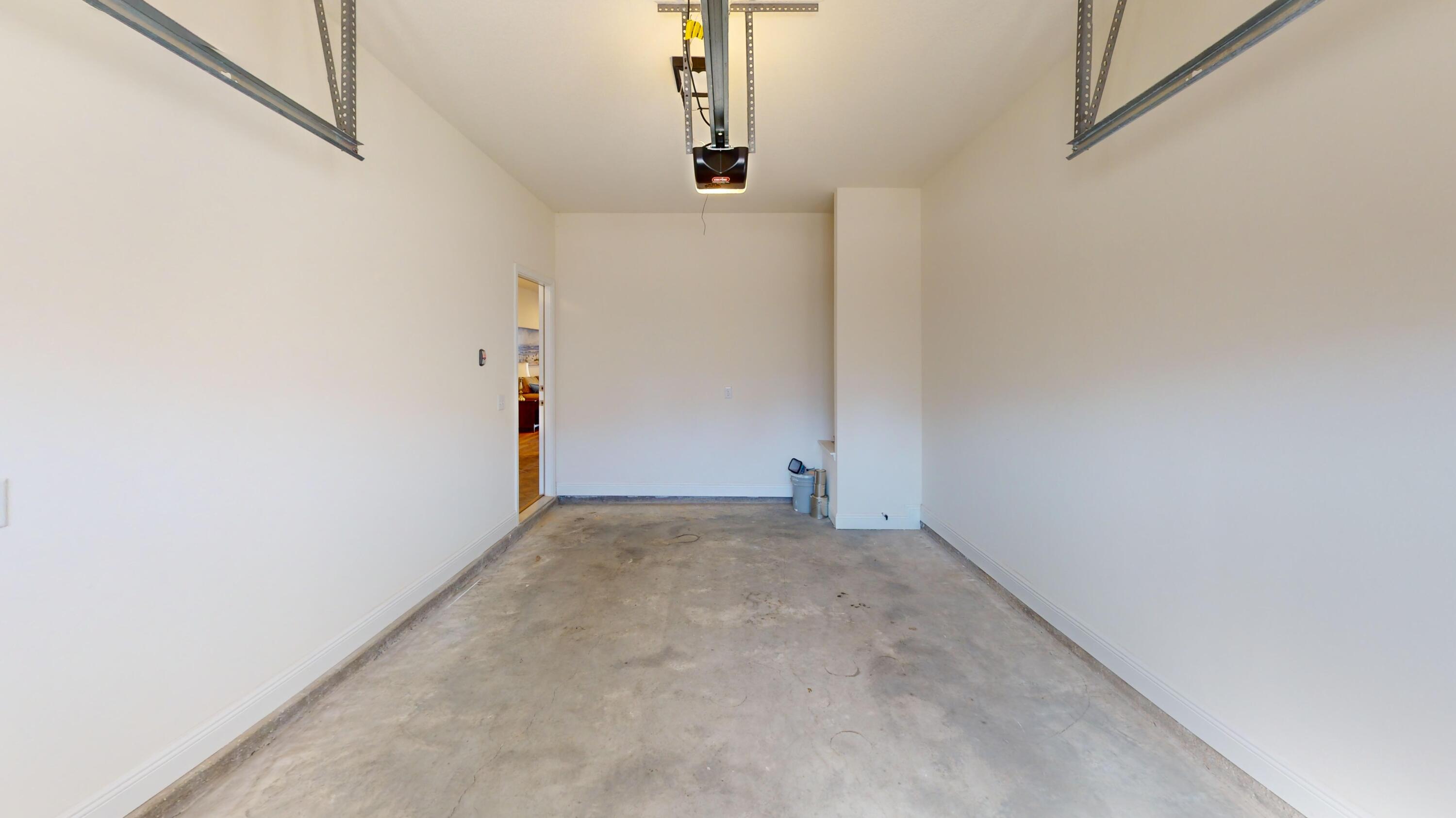 RESERVE POINTE - Residential