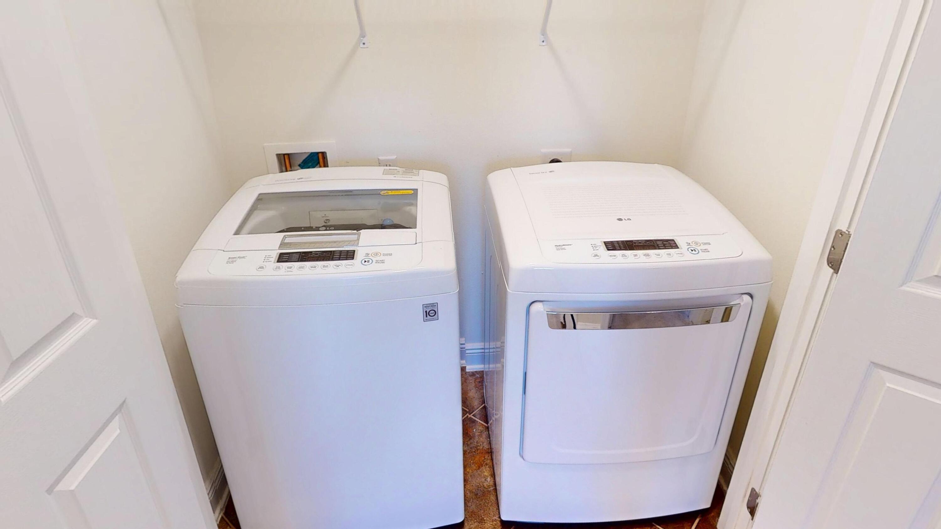 RESERVE POINTE - Residential