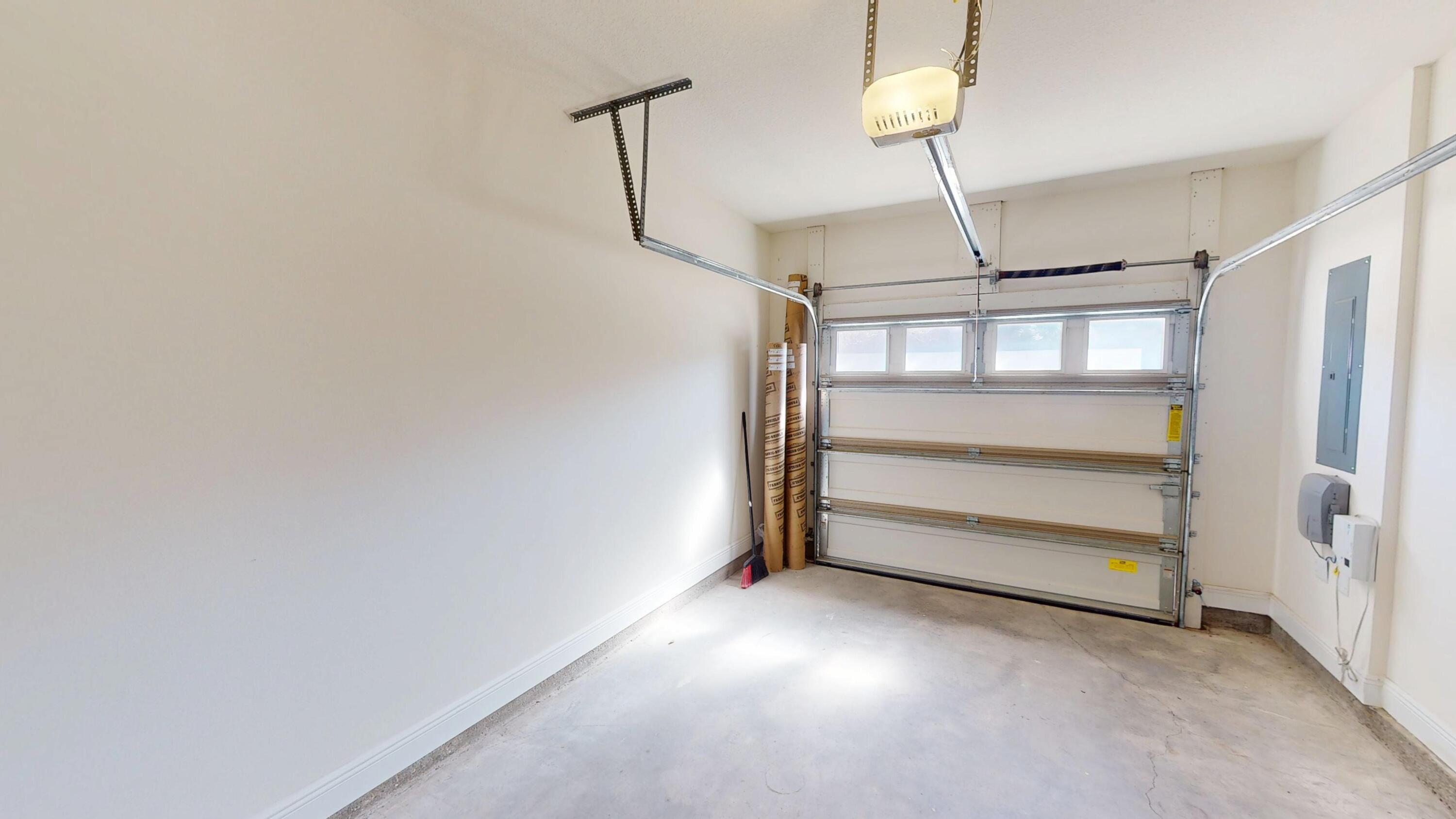 RESERVE POINTE - Residential