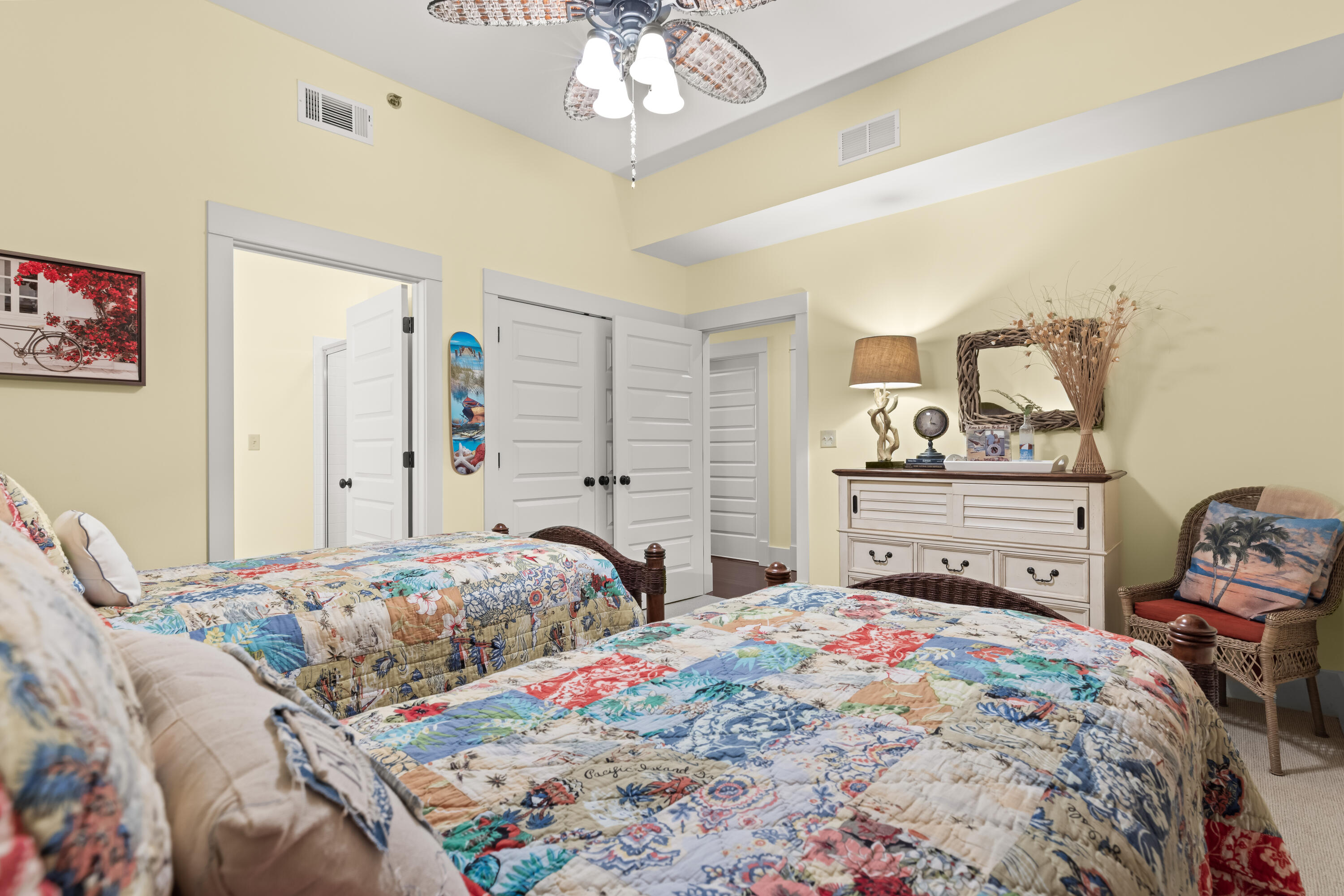 REDFISH VILLAGE - Residential