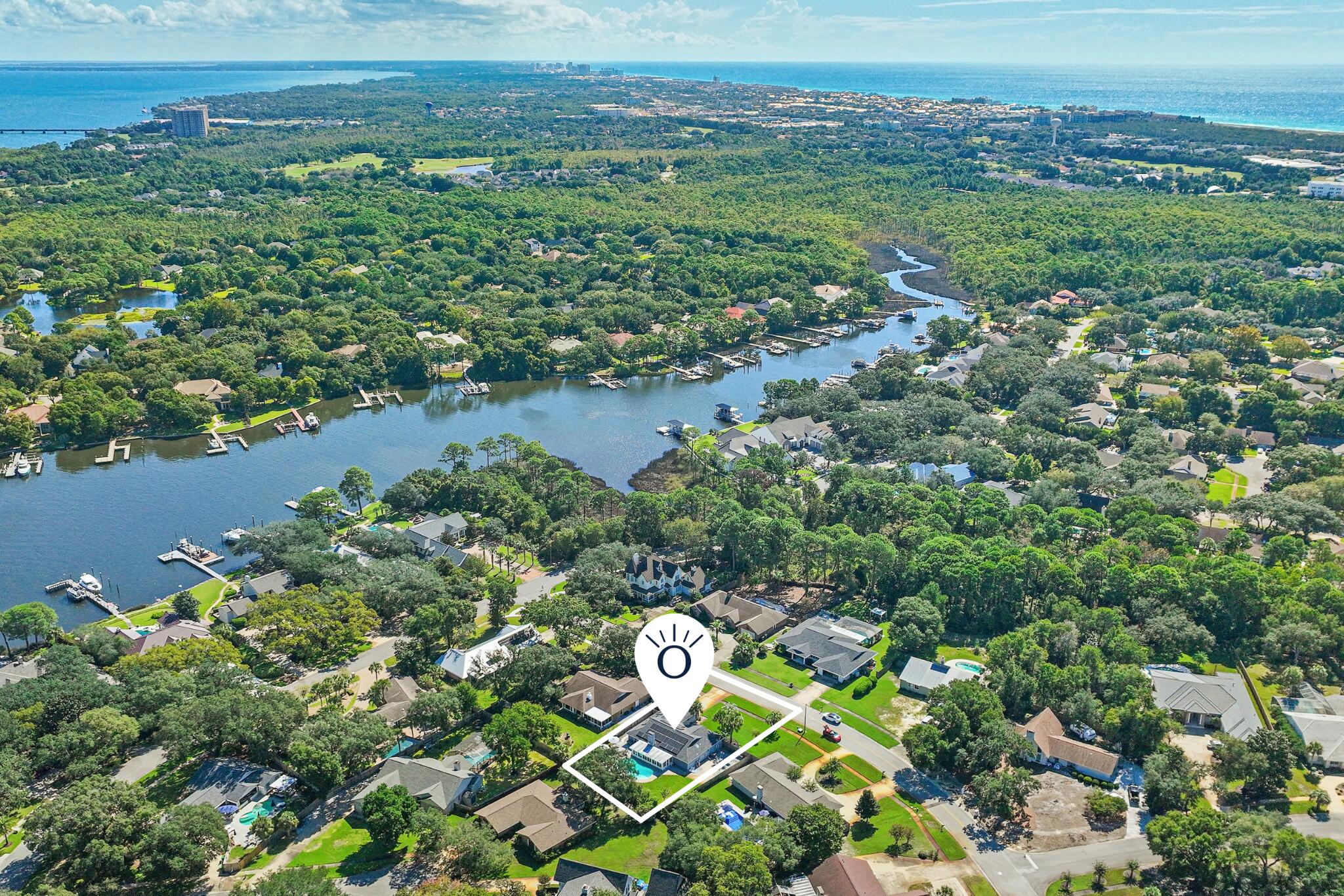 84 W Country Club Drive