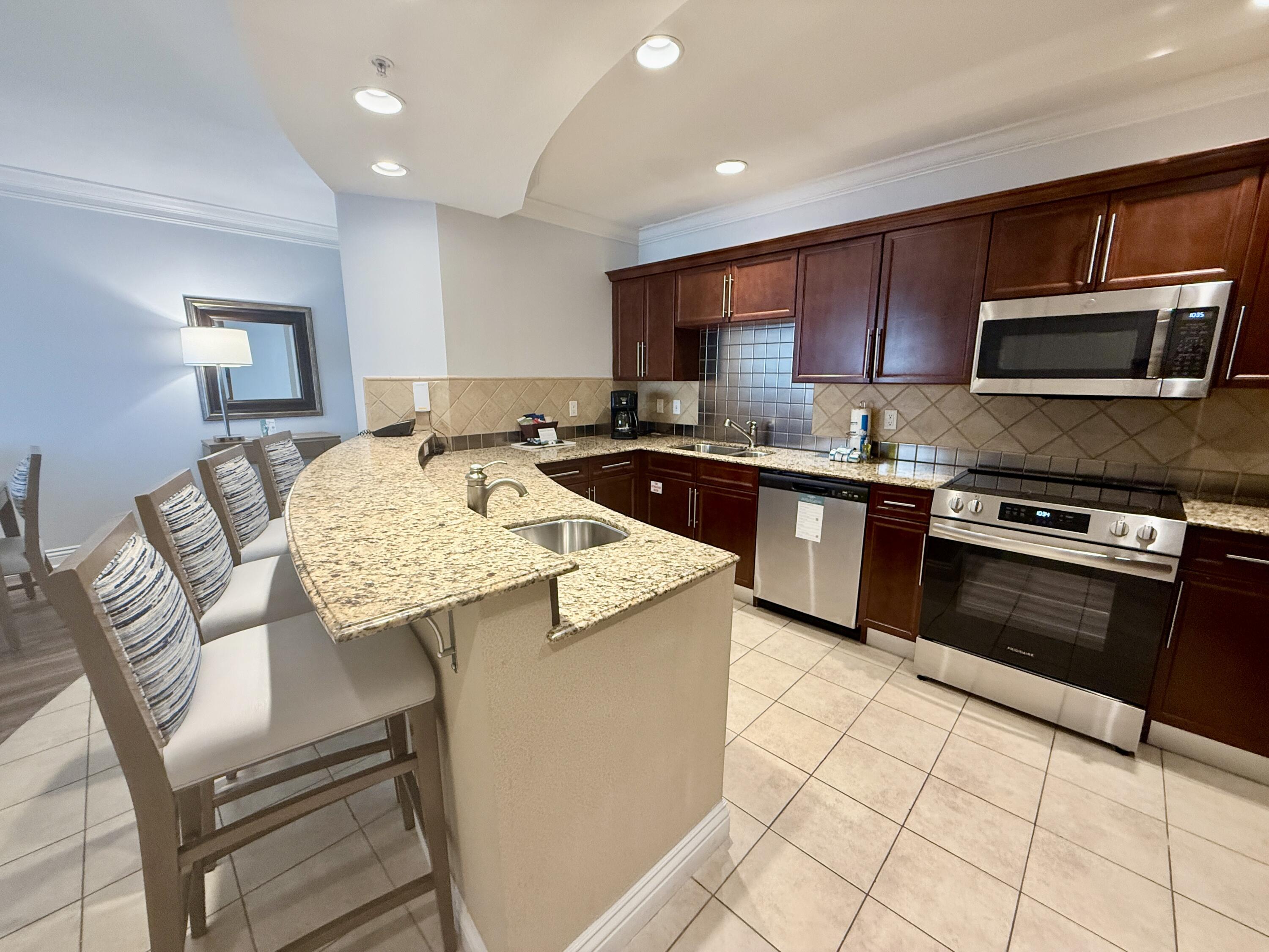 EMERALD GRANDE - Residential