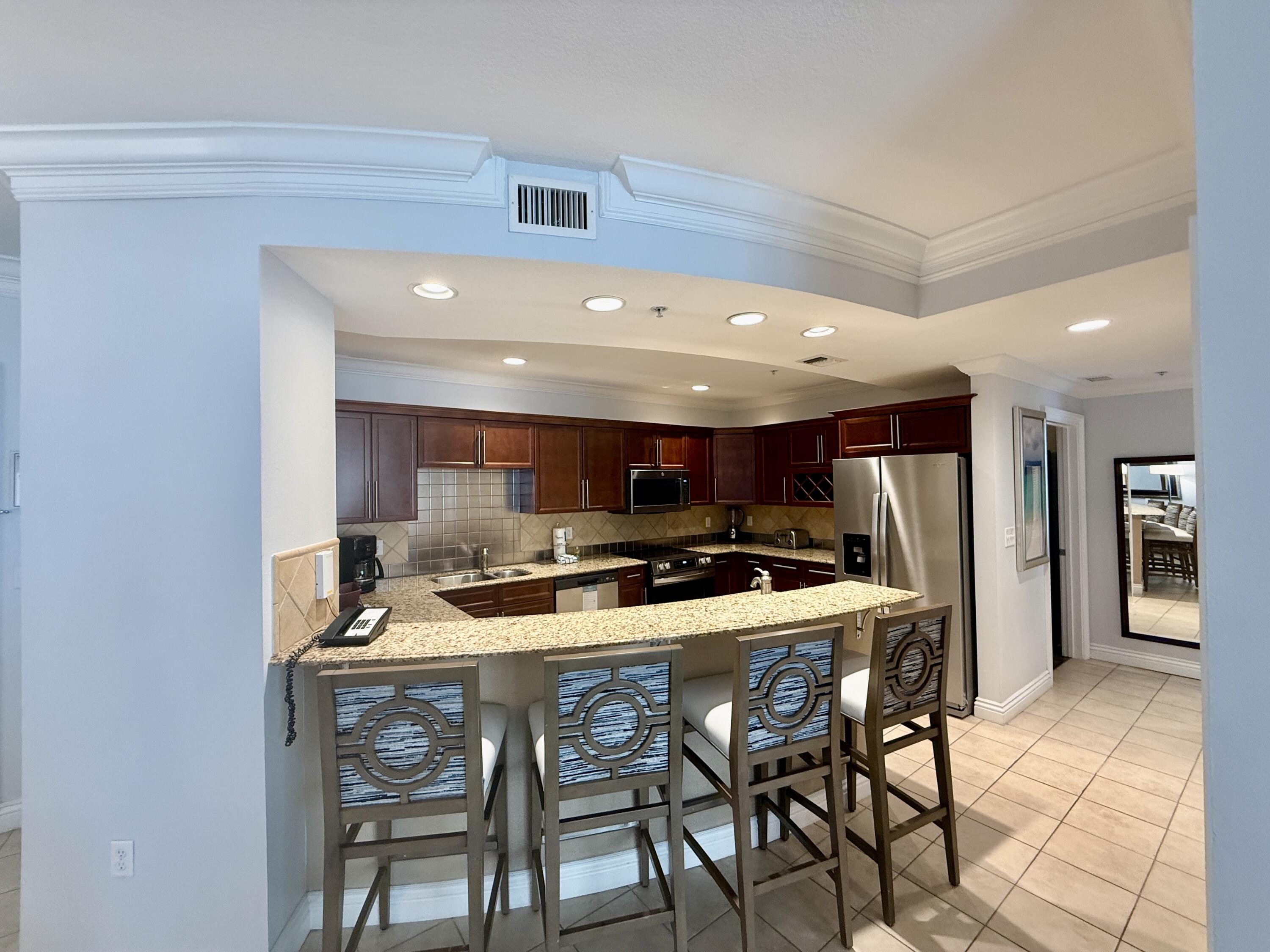 EMERALD GRANDE - Residential