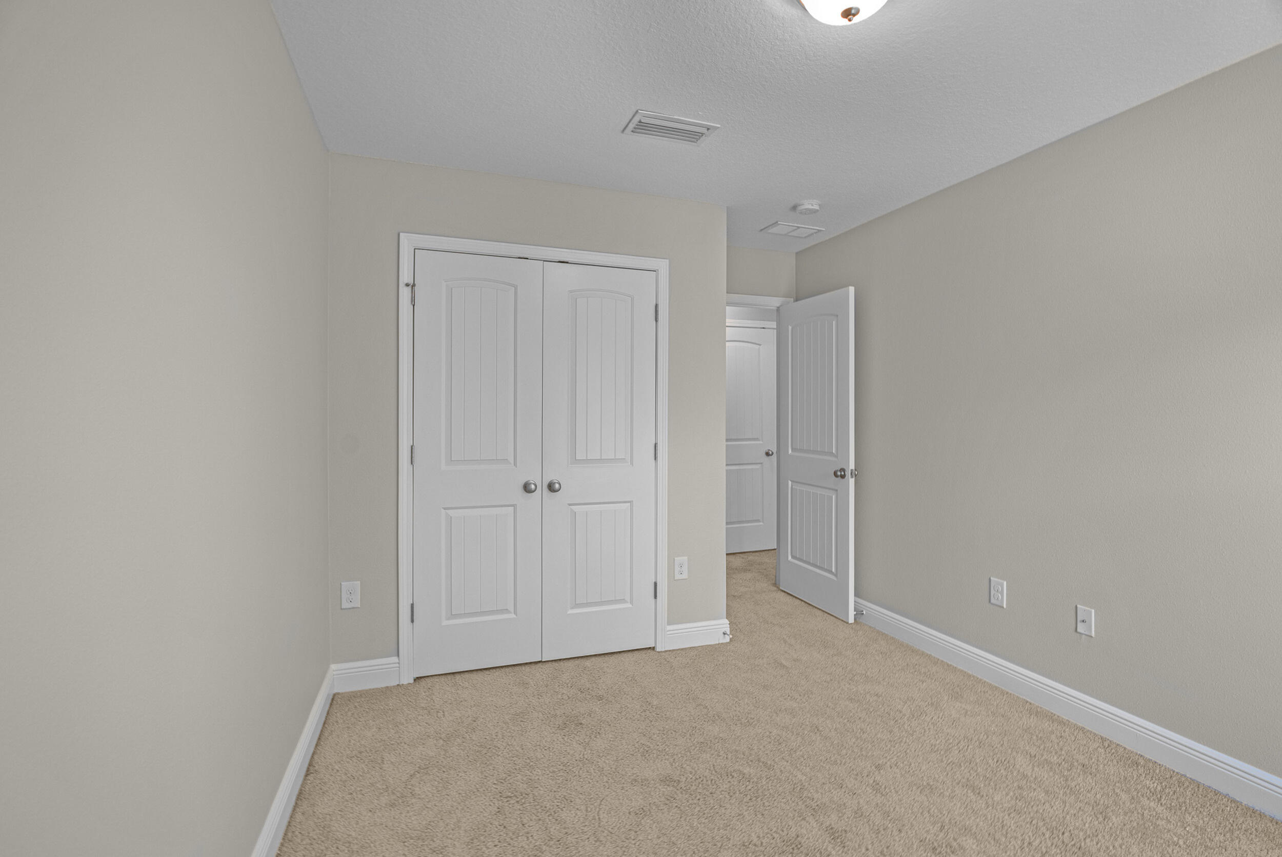 RESERVE POINTE - Residential