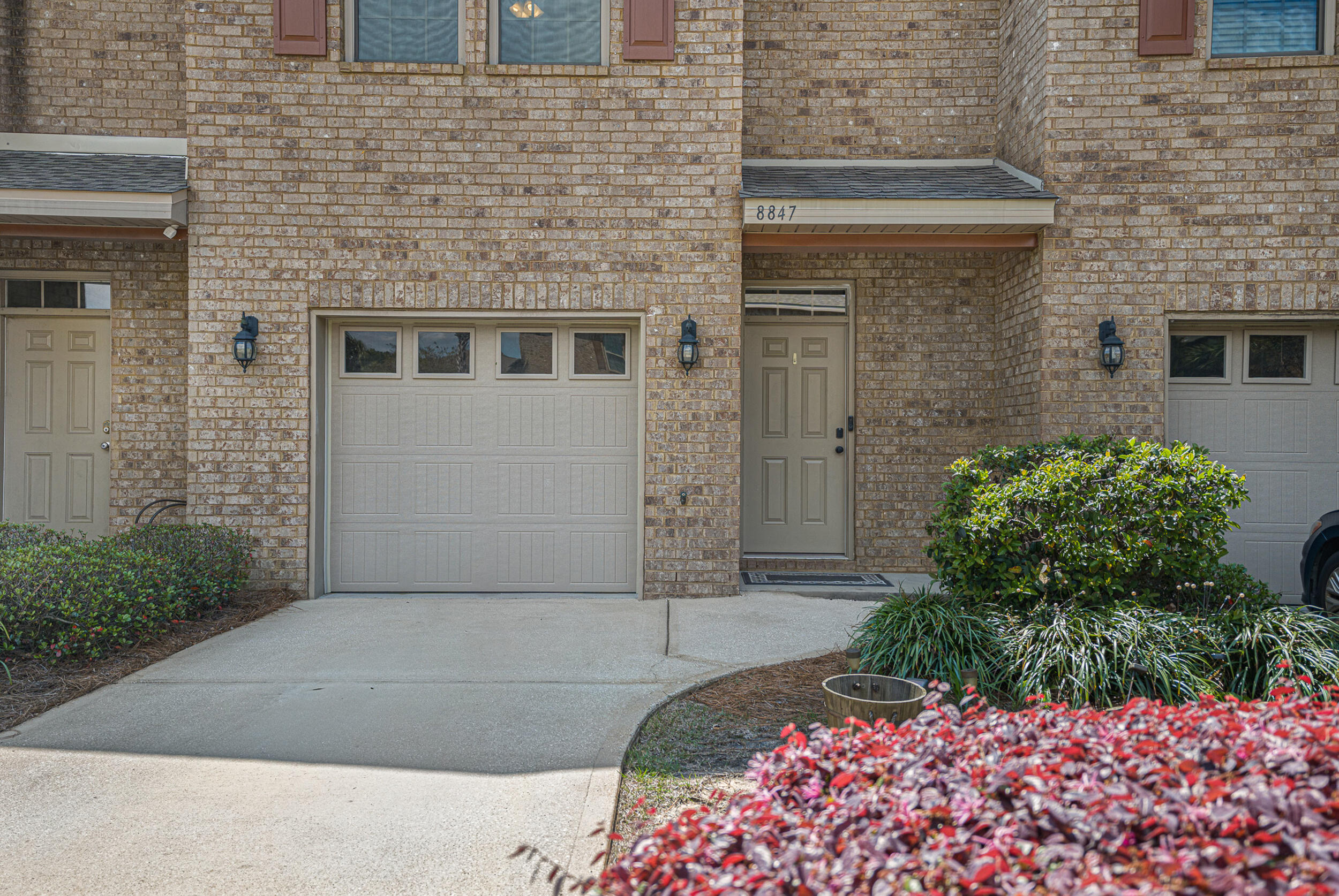 RESERVE POINTE - Residential