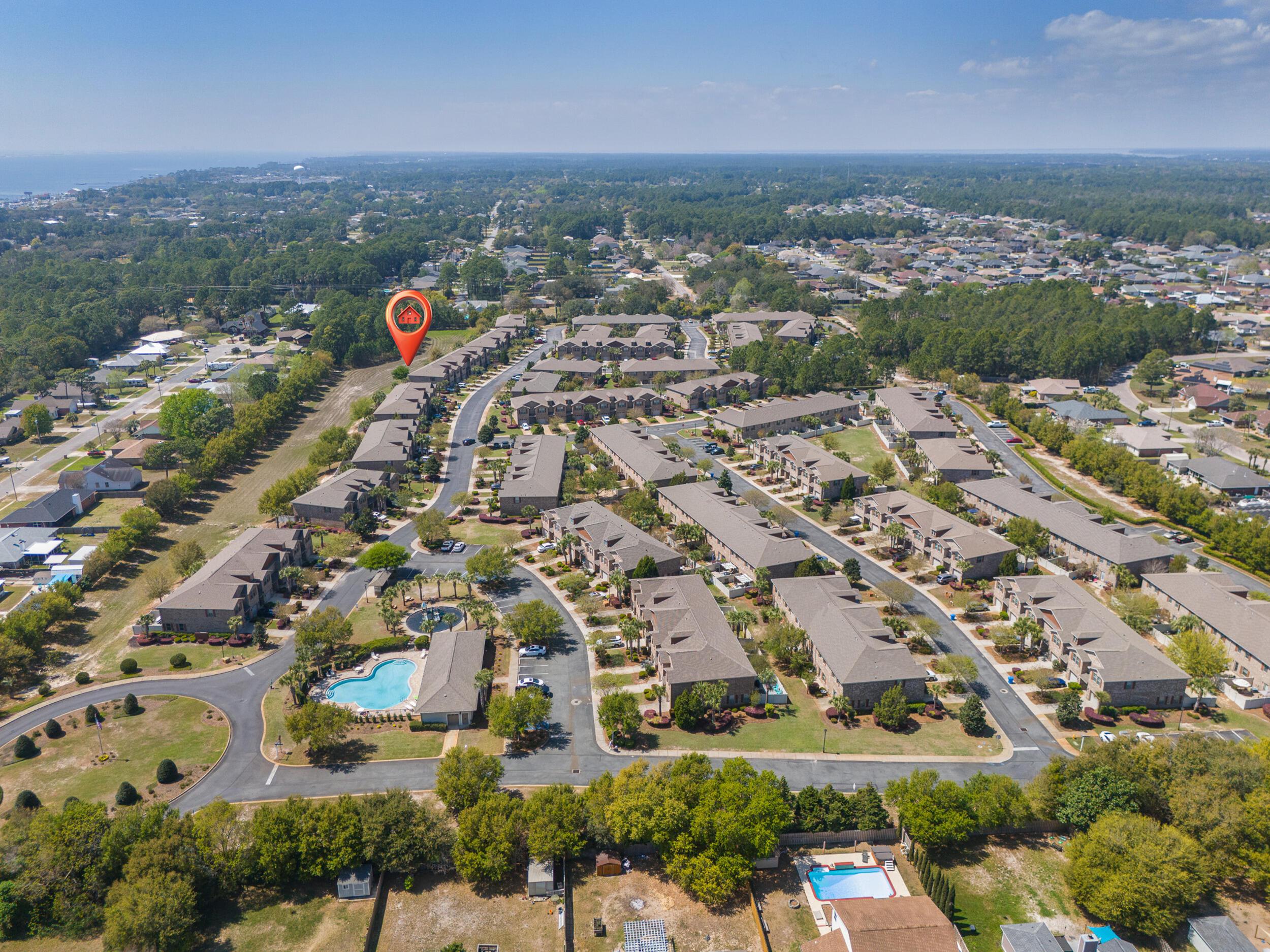 RESERVE POINTE - Residential