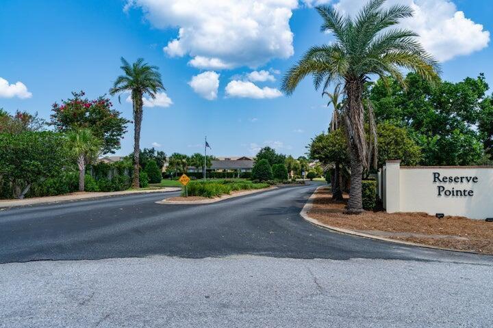 RESERVE POINTE - Residential