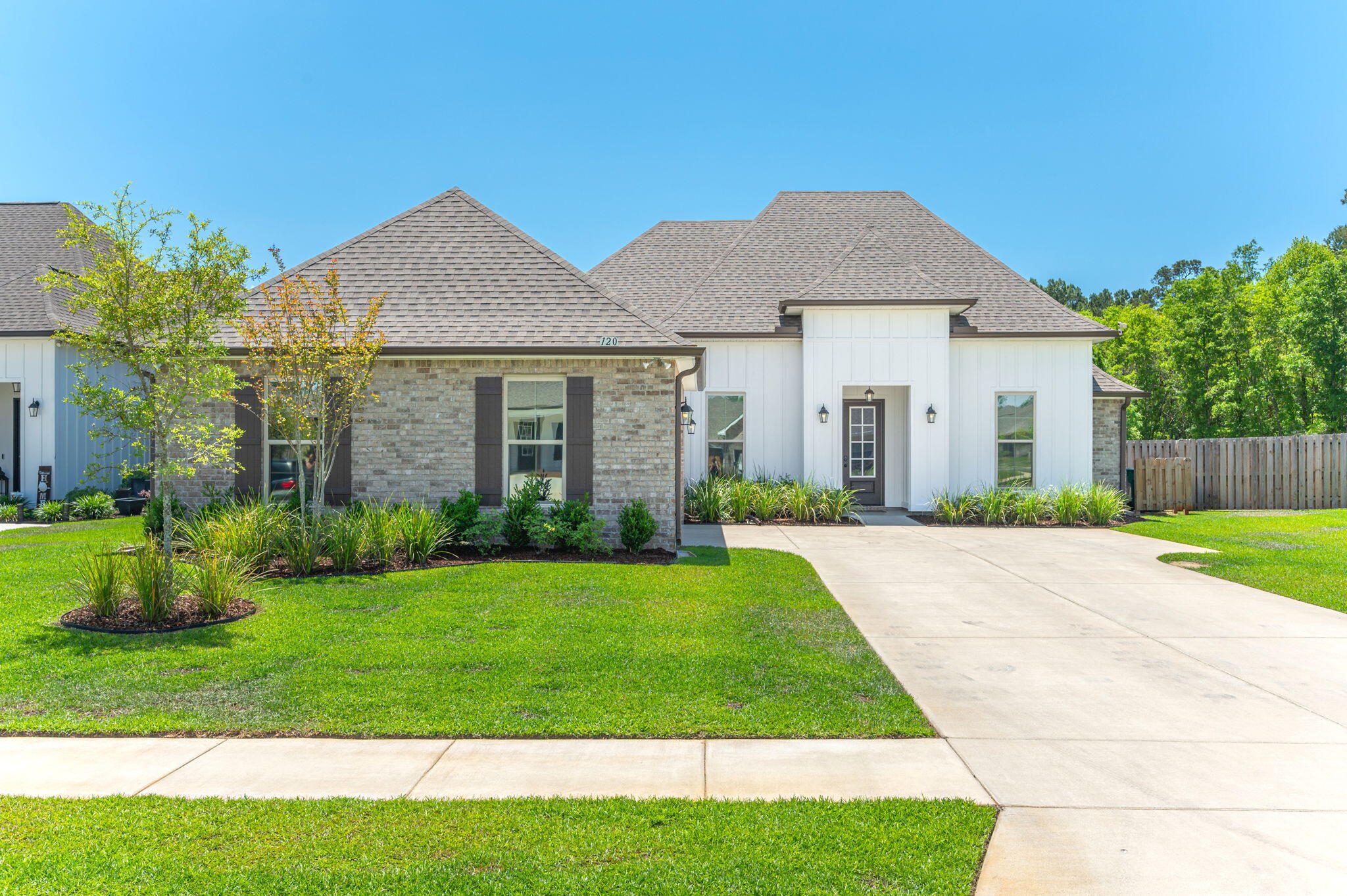 HAMMOCK BAY - STARBURST - Residential