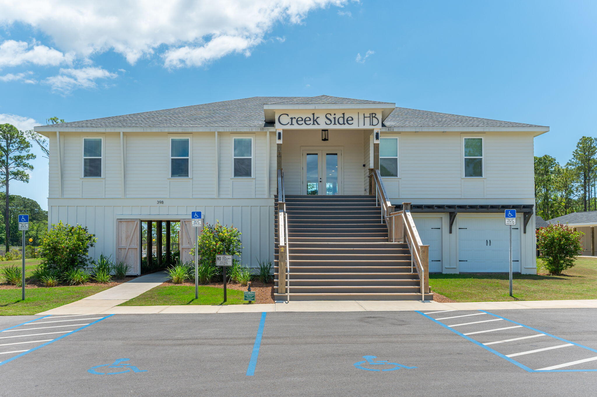HAMMOCK BAY - STARBURST - Residential