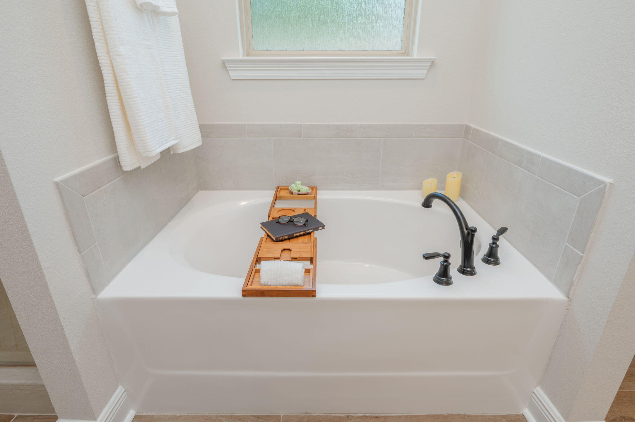 HAMMOCK BAY - STARBURST - Residential