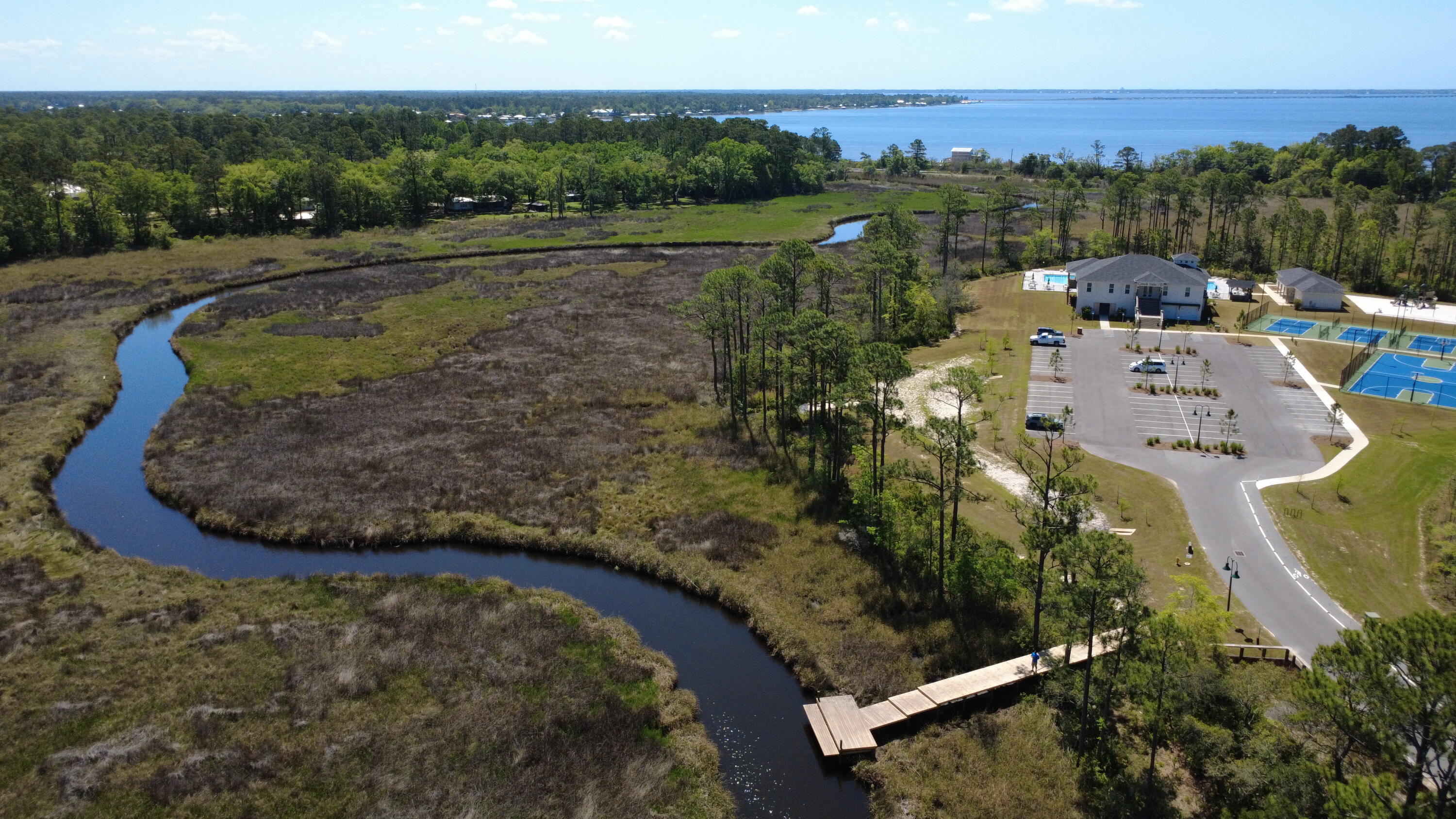 HAMMOCK BAY - STARBURST - Residential